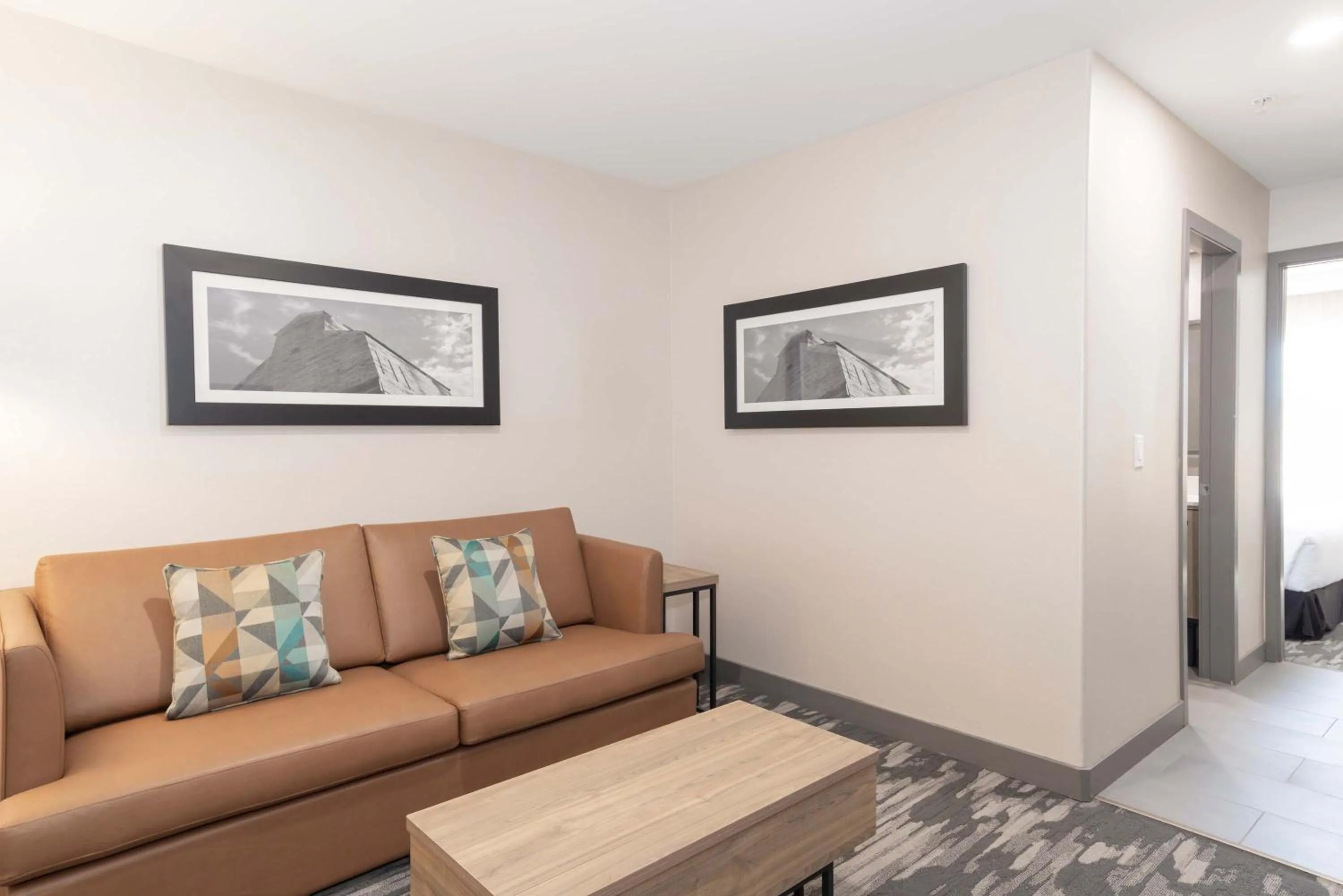 Photo of the whole room in Sandman Hotel & Suites Regina