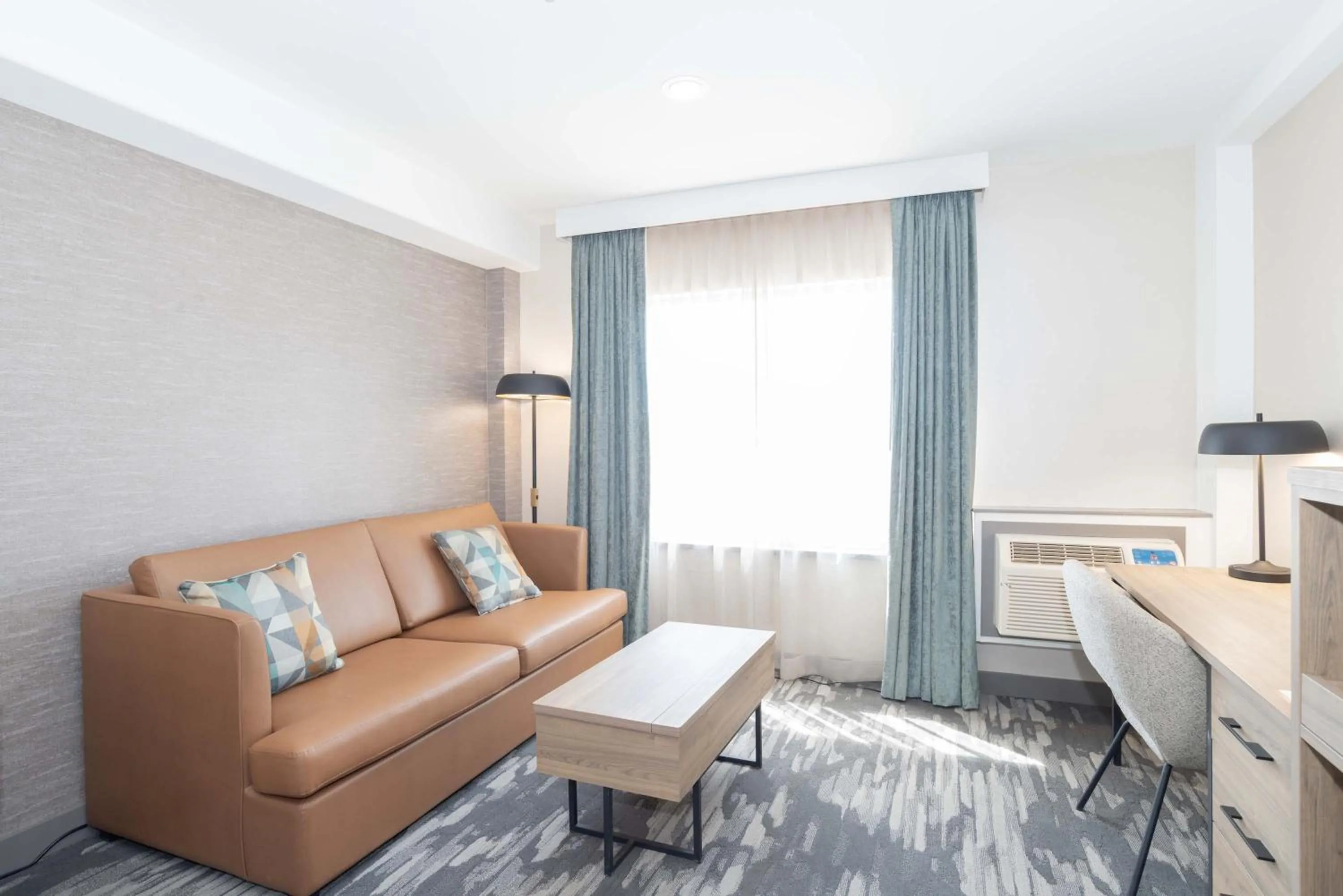 Photo of the whole room in Sandman Hotel & Suites Regina