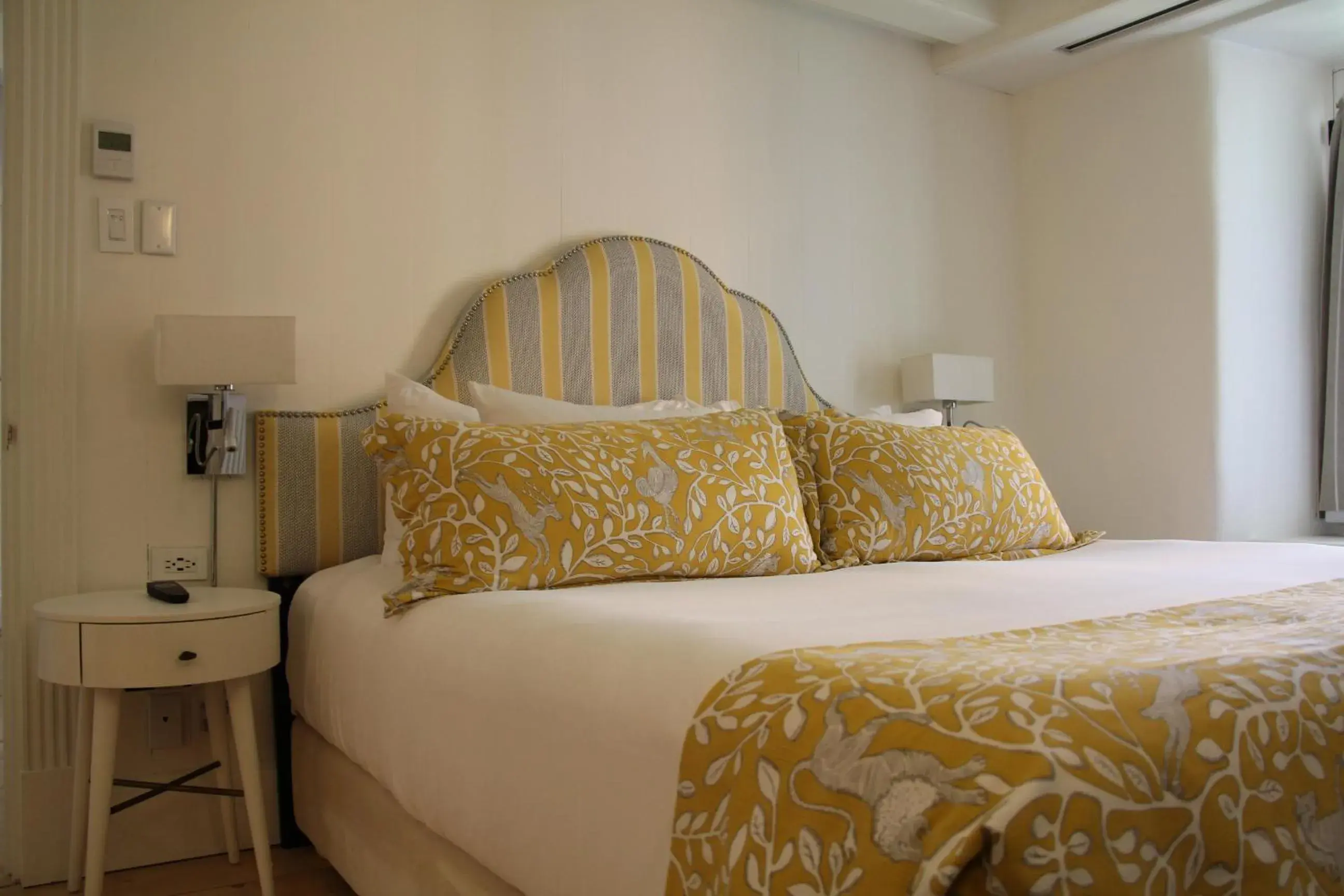 Junior Suite in Auberge Saint-Antoine Junior Suite in Auberge Saint-Antoine