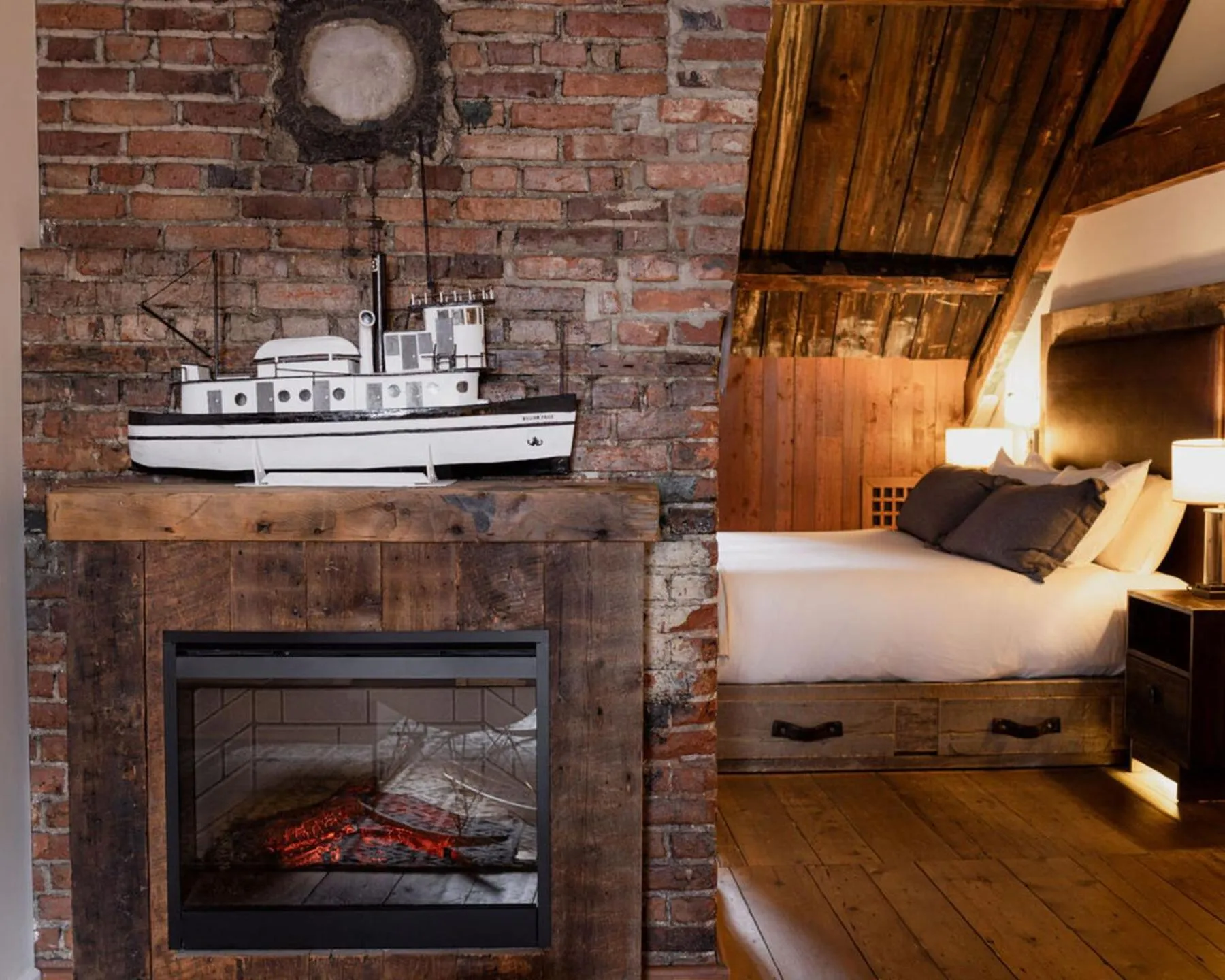 Bedroom in Auberge Saint-Antoine