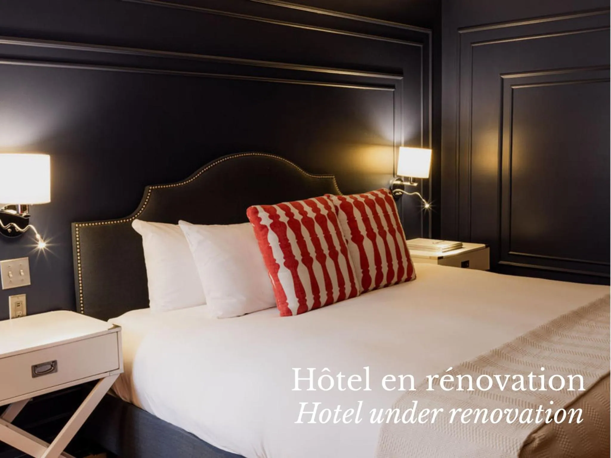 Bed in Auberge Saint-Antoine