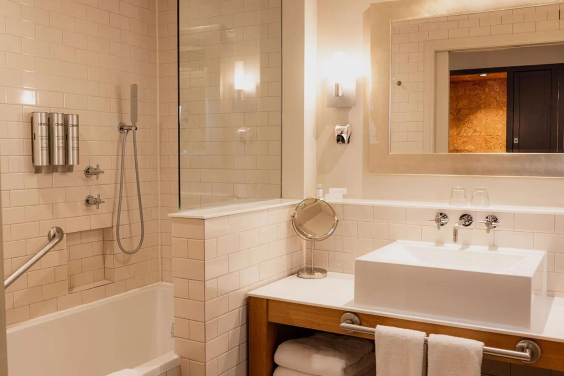 Bathroom in Auberge Saint-Antoine