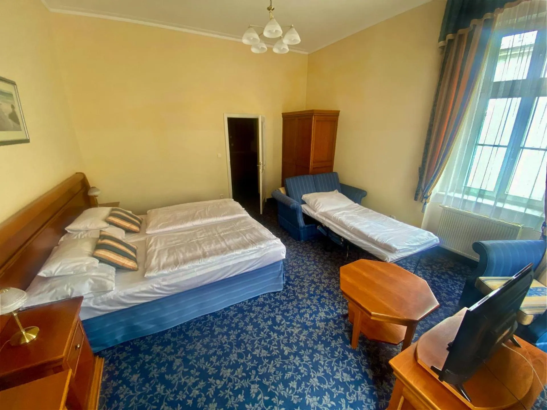 Bedroom, Bed in Hotel Ontario