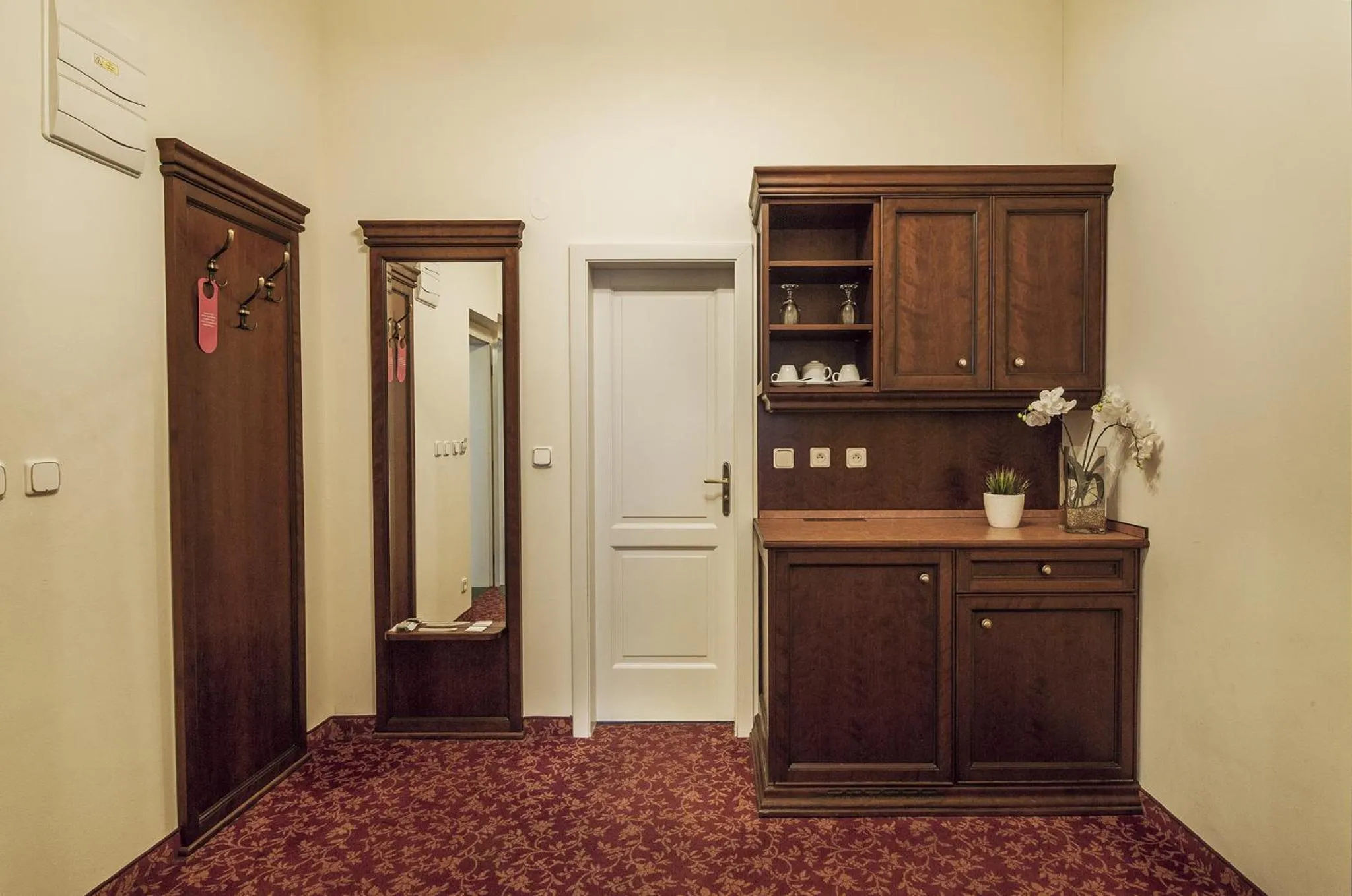 kitchen in Hotel Ontario