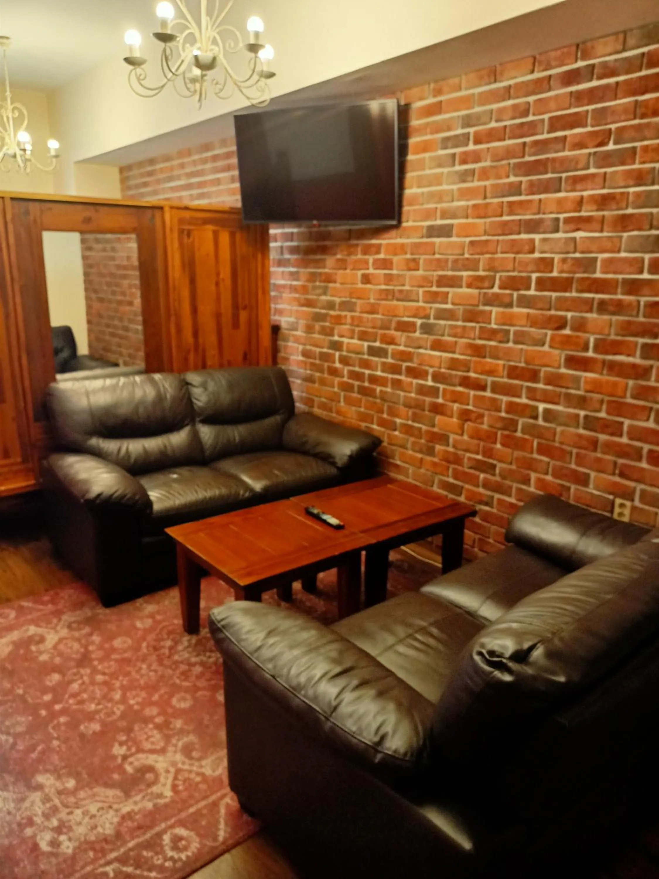 Seating area in Enjoy Inn