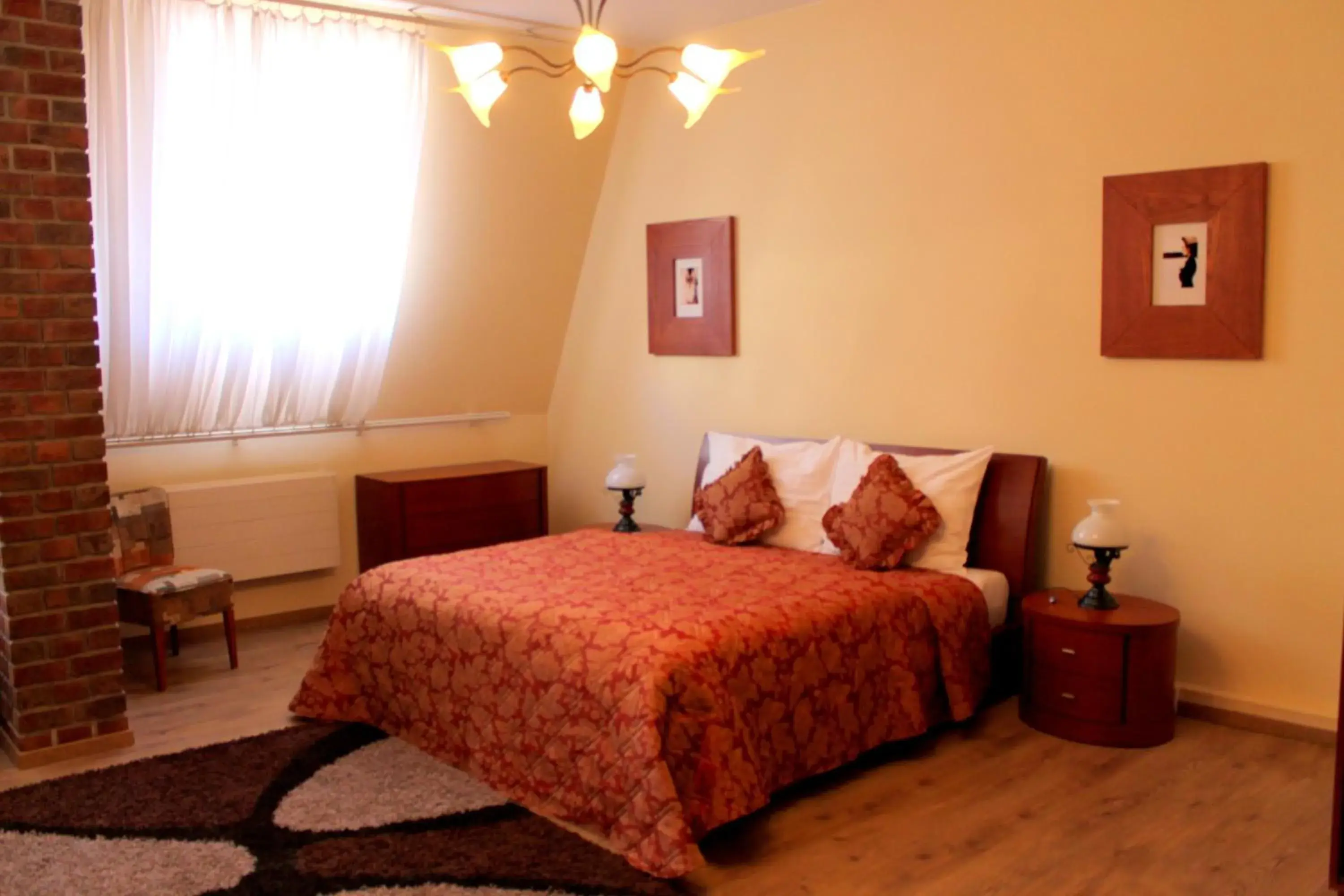 Superior Double Room in Enjoy Inn Superior Double Room in Enjoy Inn