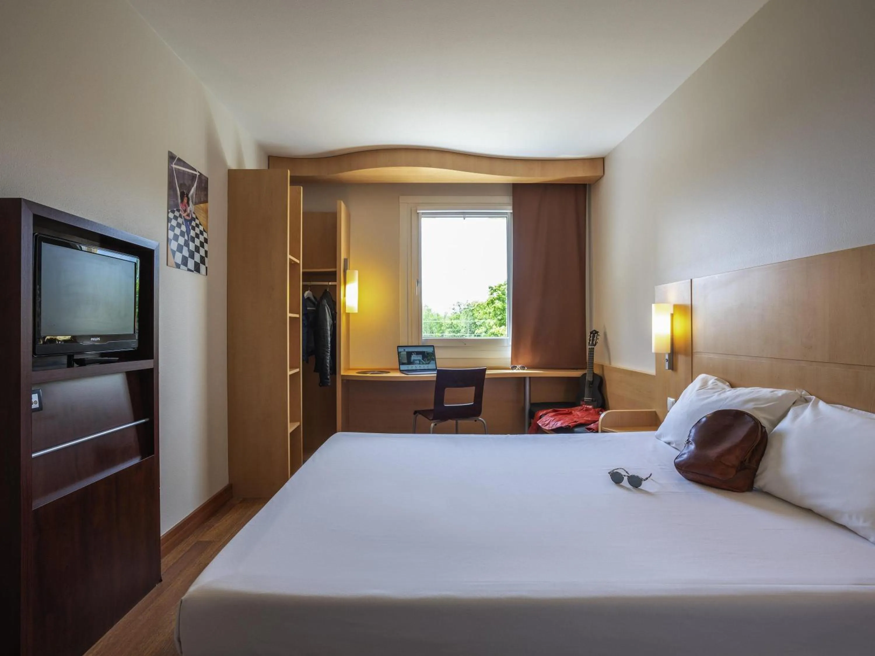 Bedroom, Bed in Ibis Hotel Plzeň