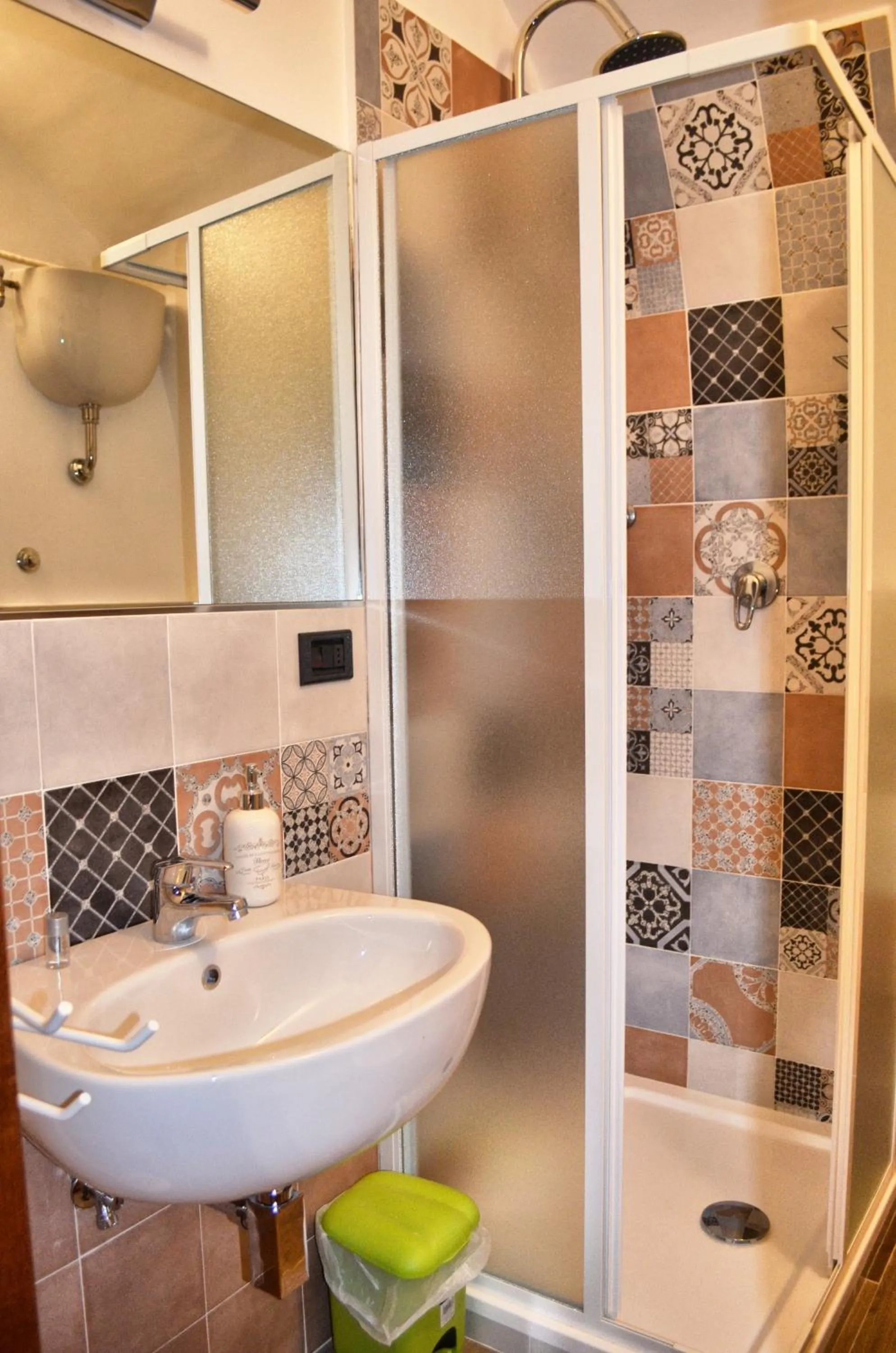 Shower in B&B Chiostro San Marco