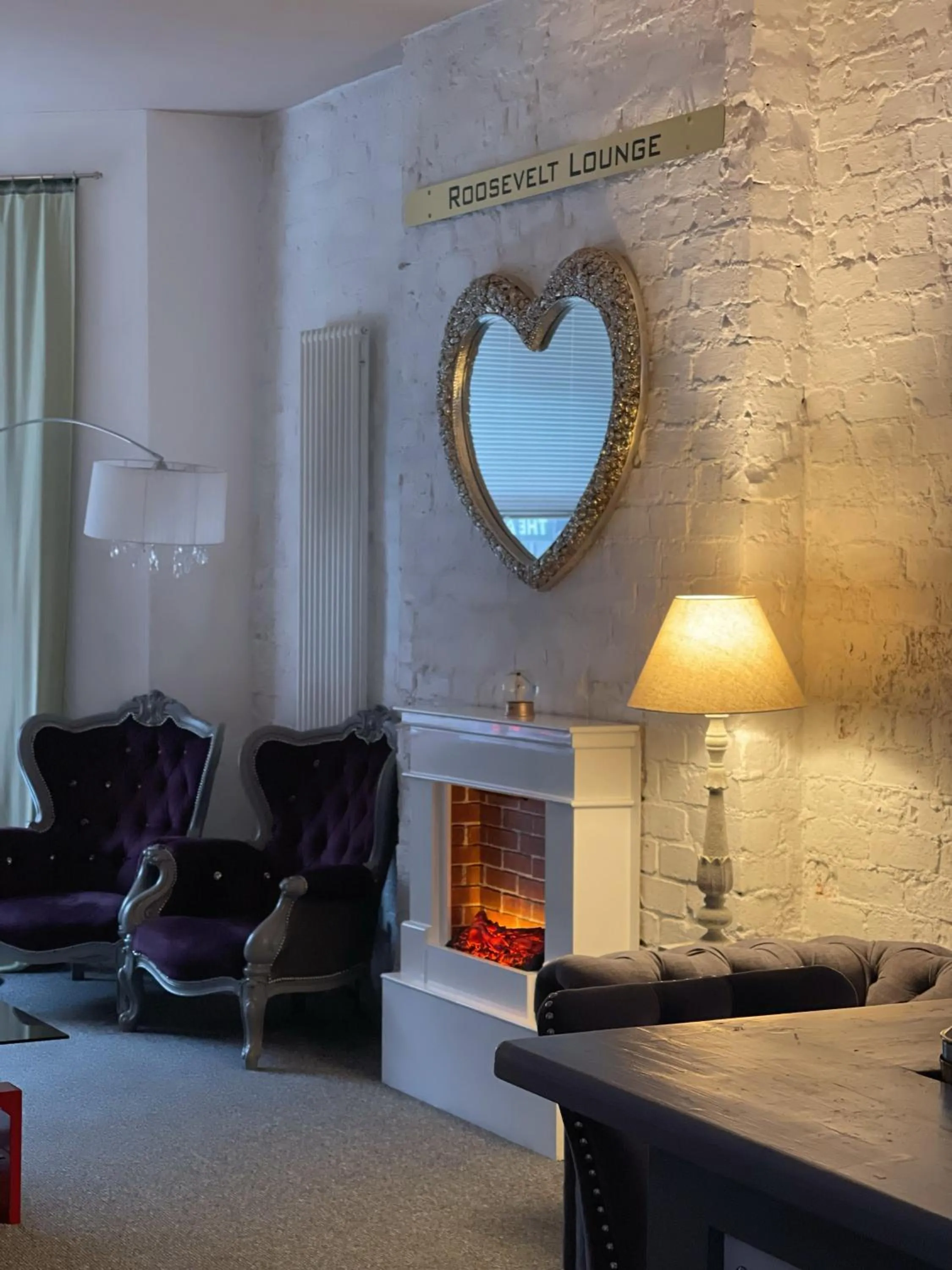 Living room in The Chatwal Boutique Hotel