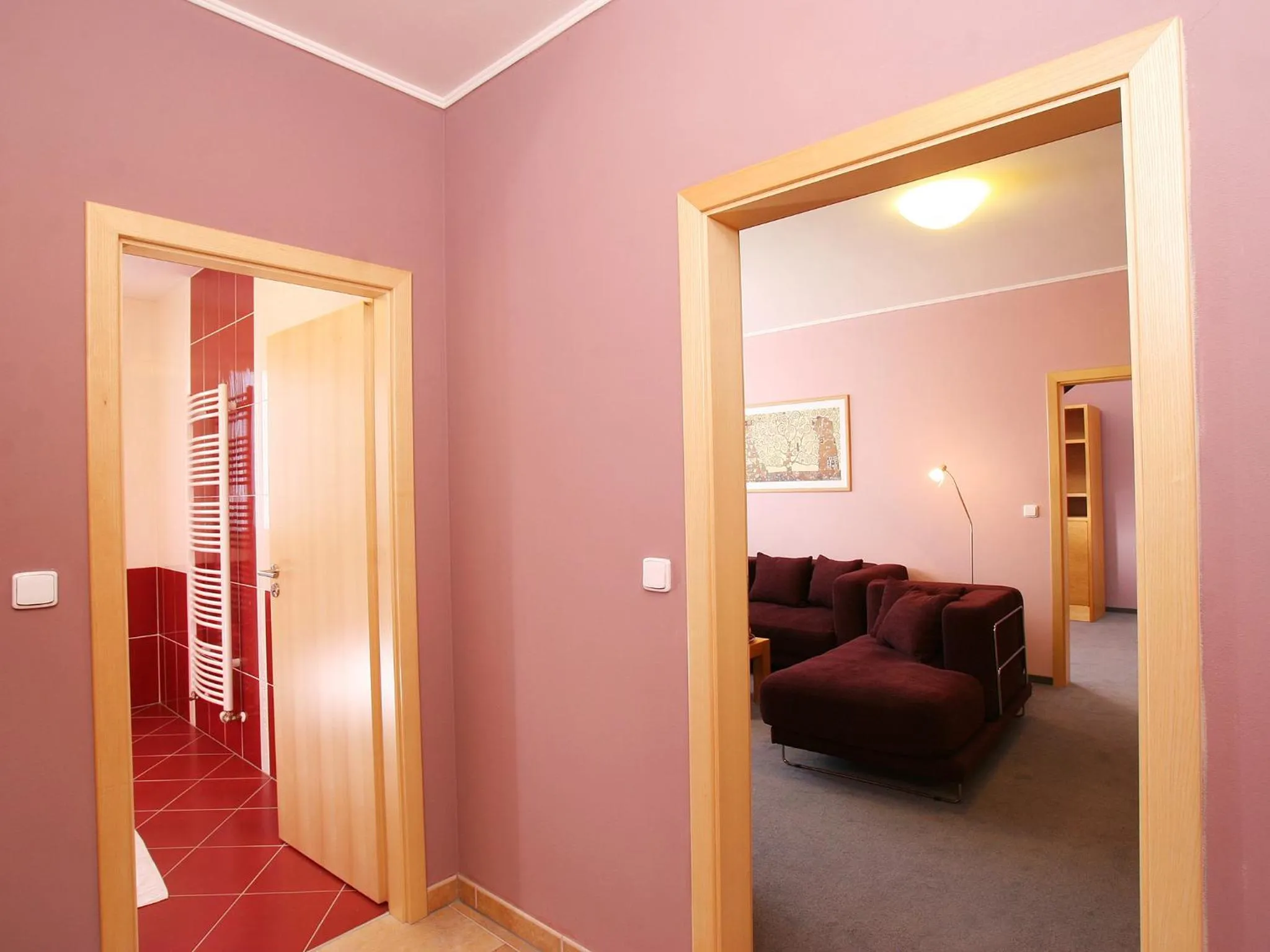 TV and multimedia in Hotel Trend