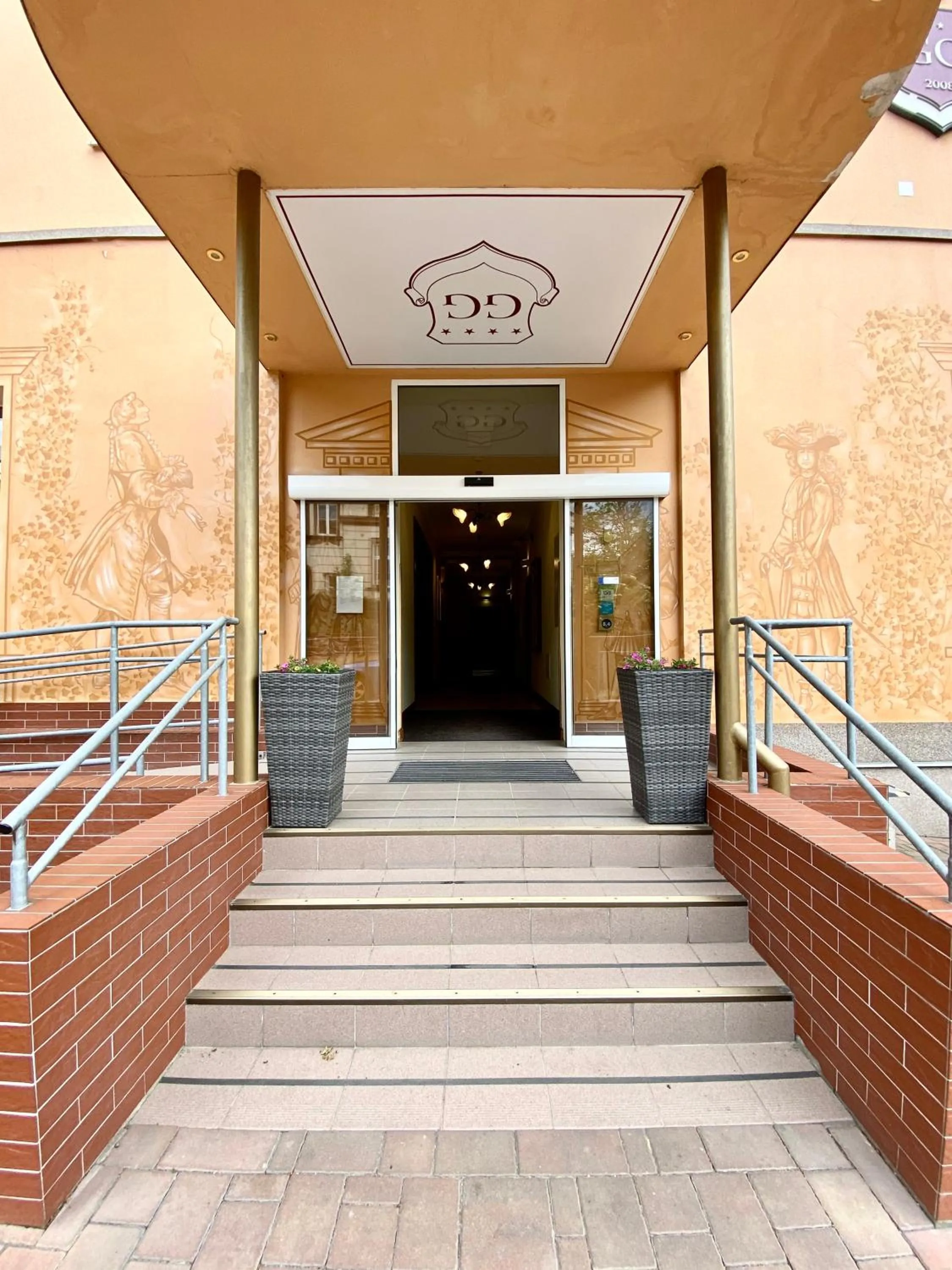 Facade/entrance in Hotel Giovanni Giacomo