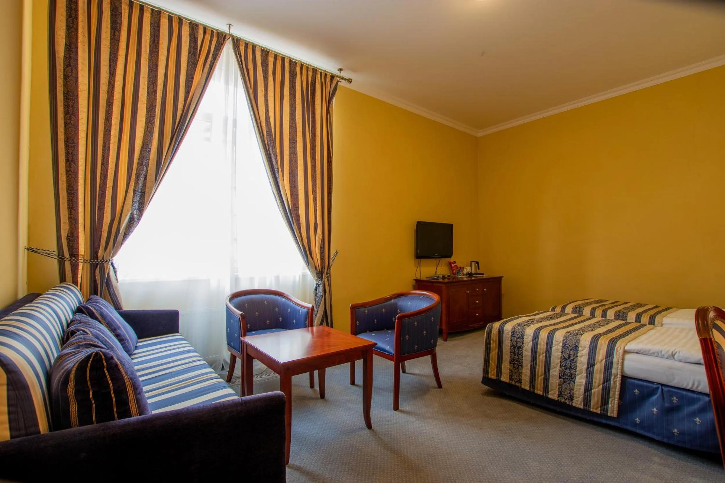 Bed in Hotel Giovanni Giacomo