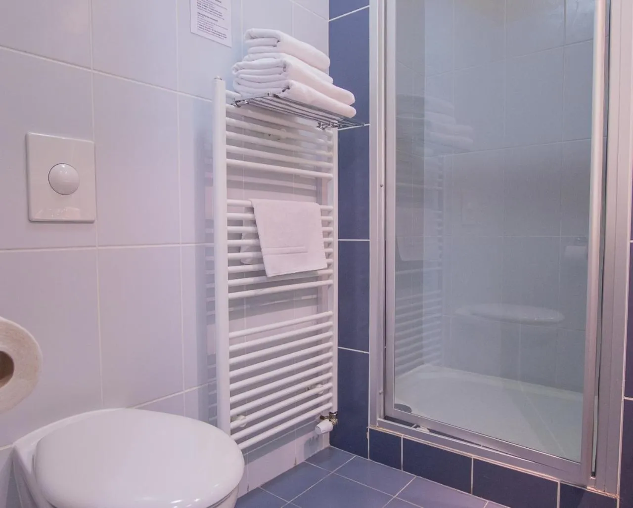 Bathroom in Hotel Giovanni Giacomo