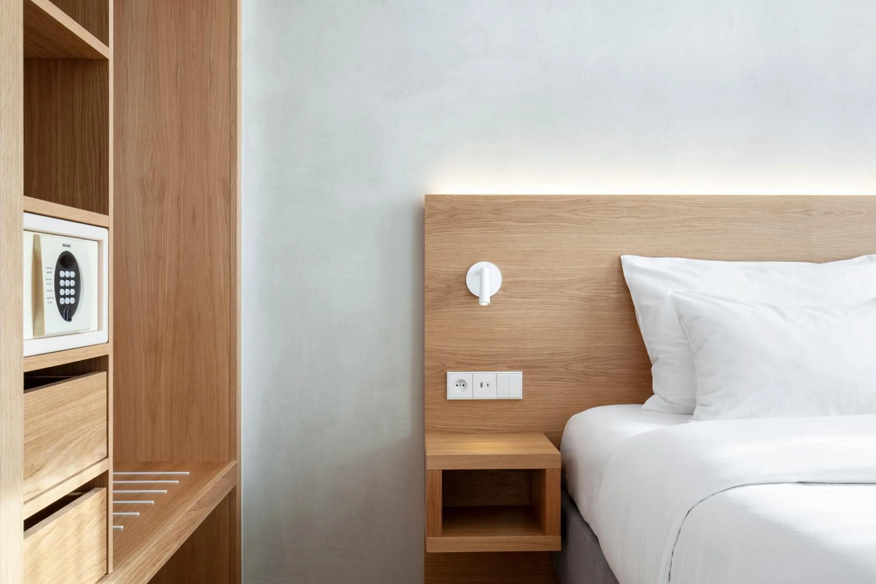 Guests, Bed in Botanique Hotel Prague