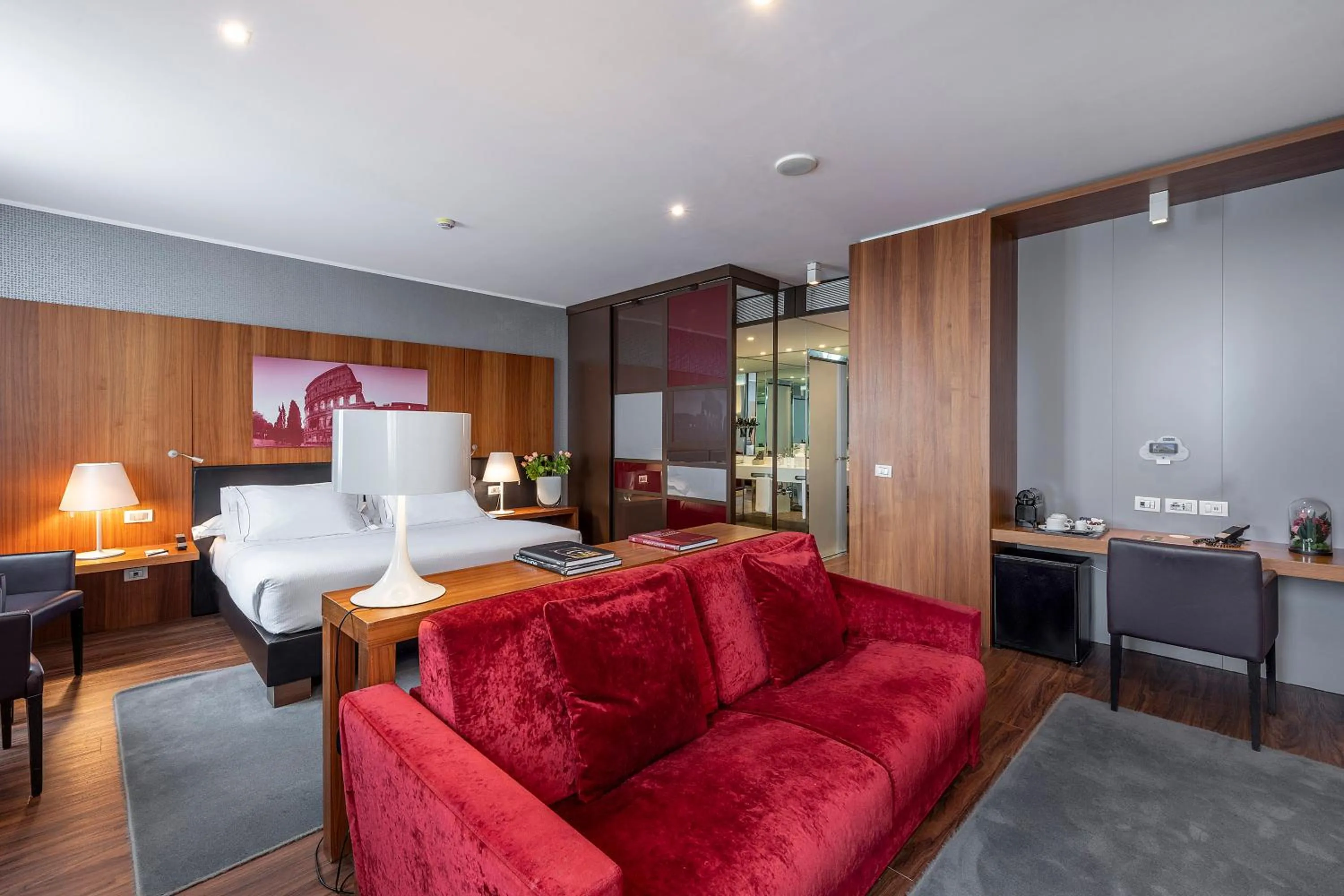 Bedroom in H10 Roma Città