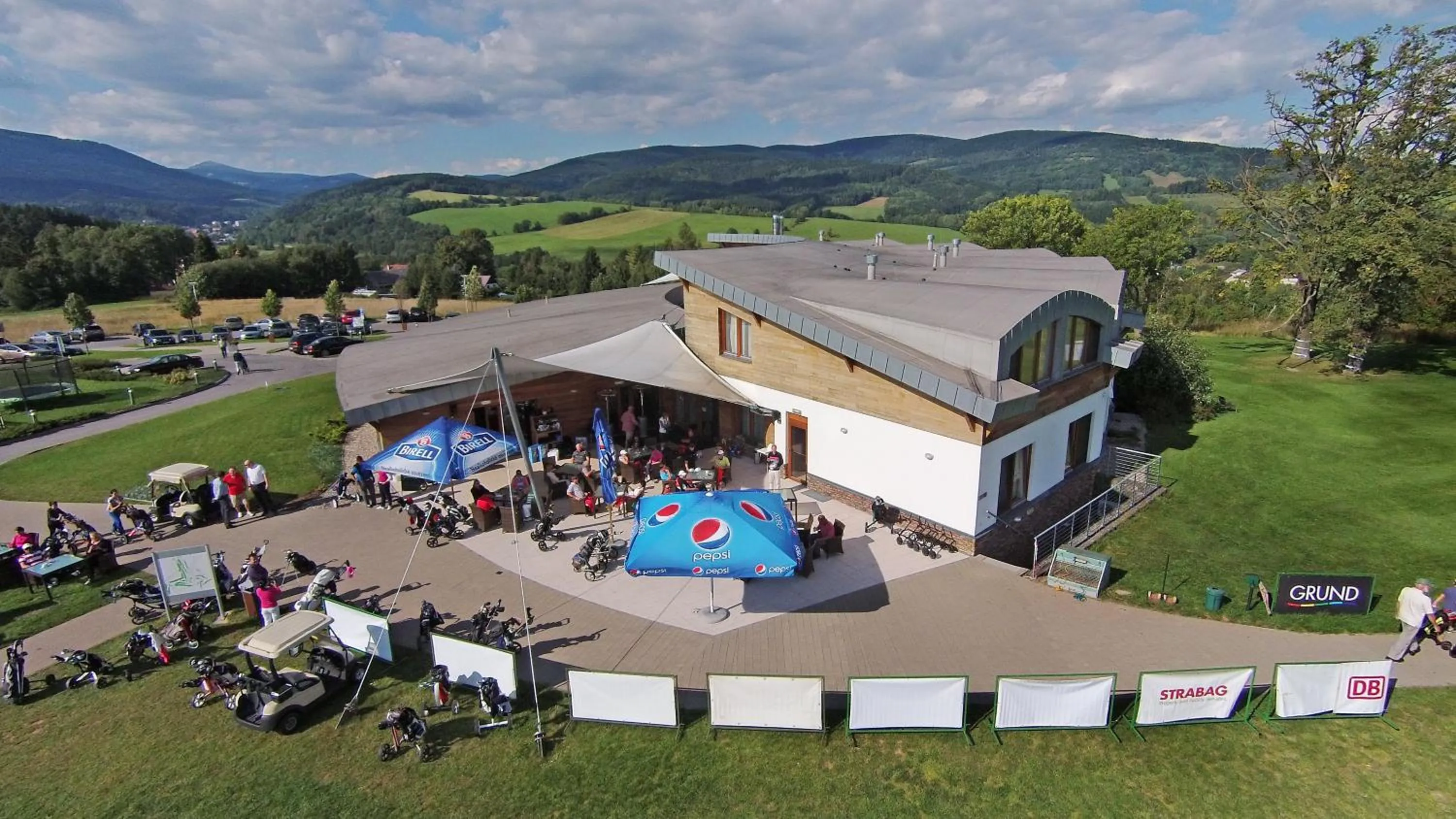 Bird's eye view in Grund Resort Golf and Ski