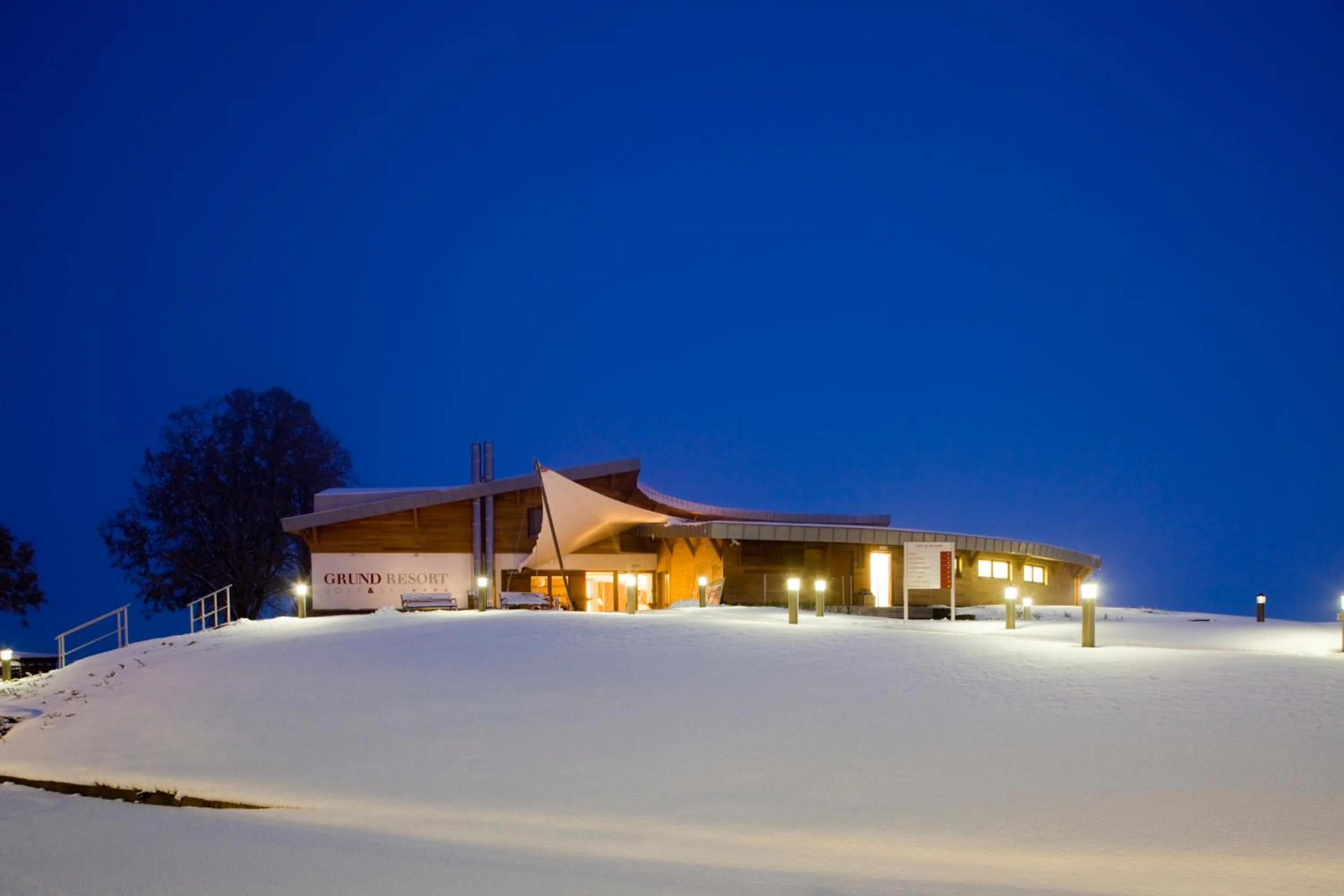 Property building in Grund Resort Golf and Ski