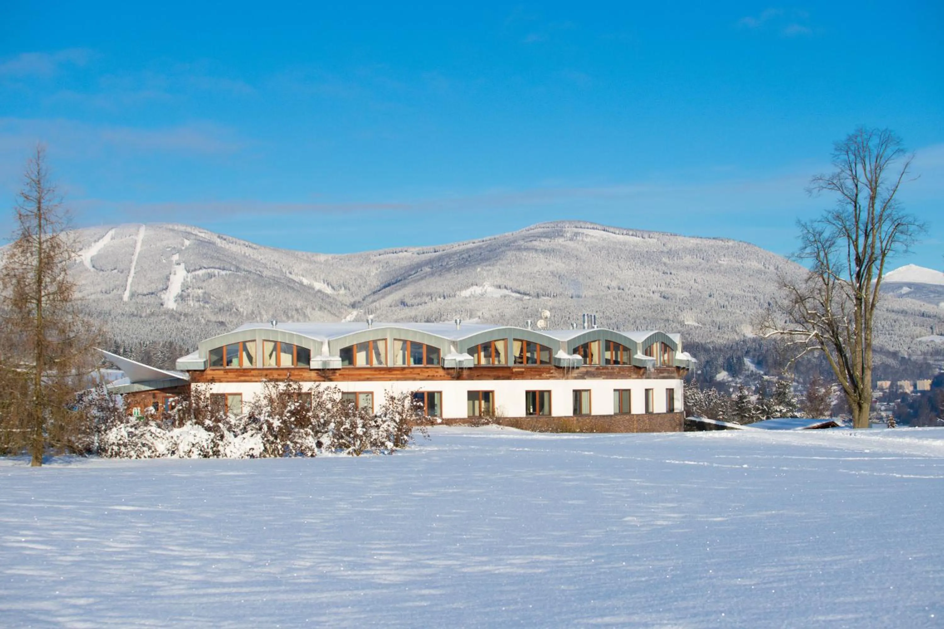 Property building in Grund Resort Golf and Ski