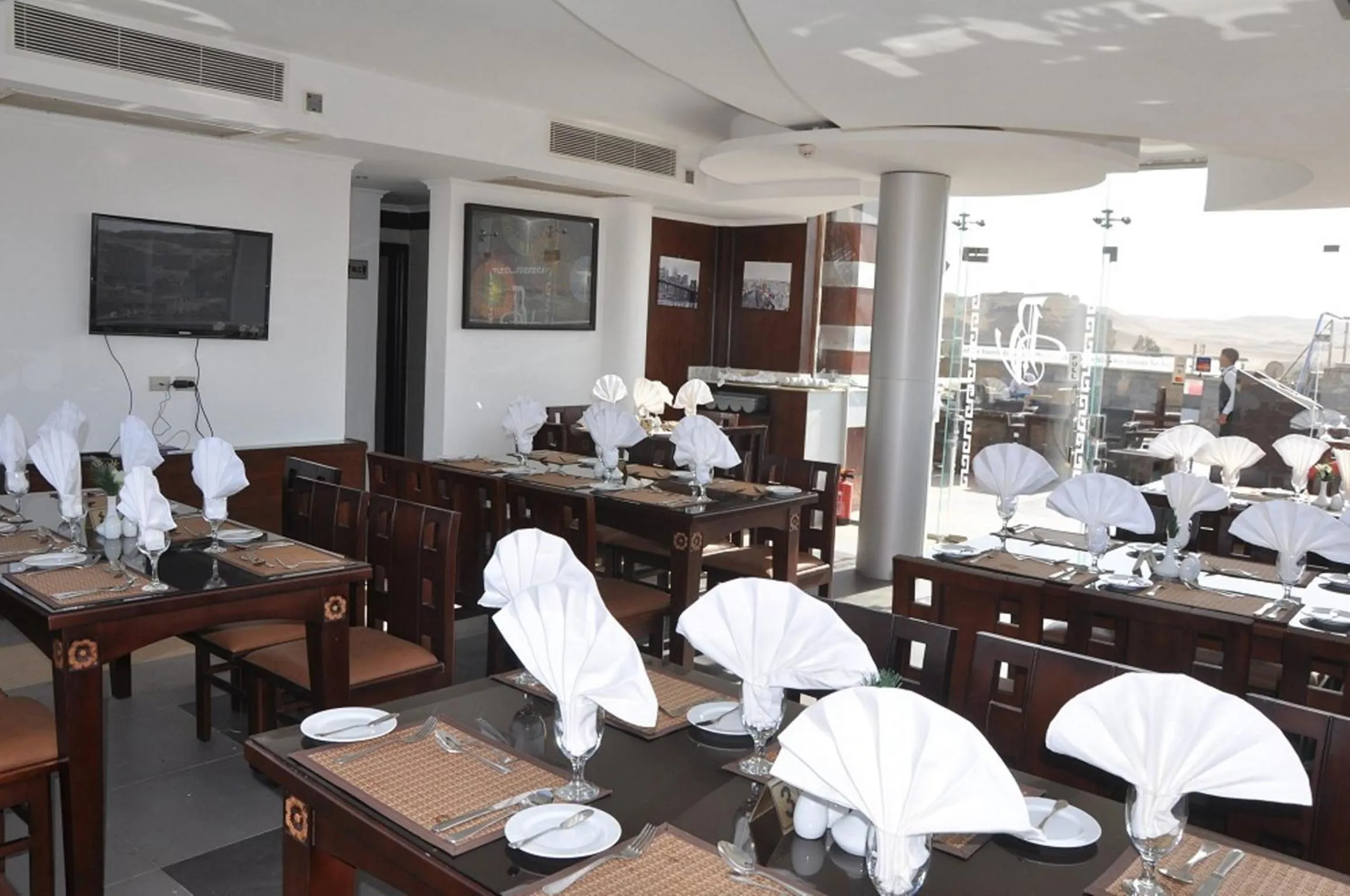 Restaurant/places to eat in Best View Pyramids Hotel