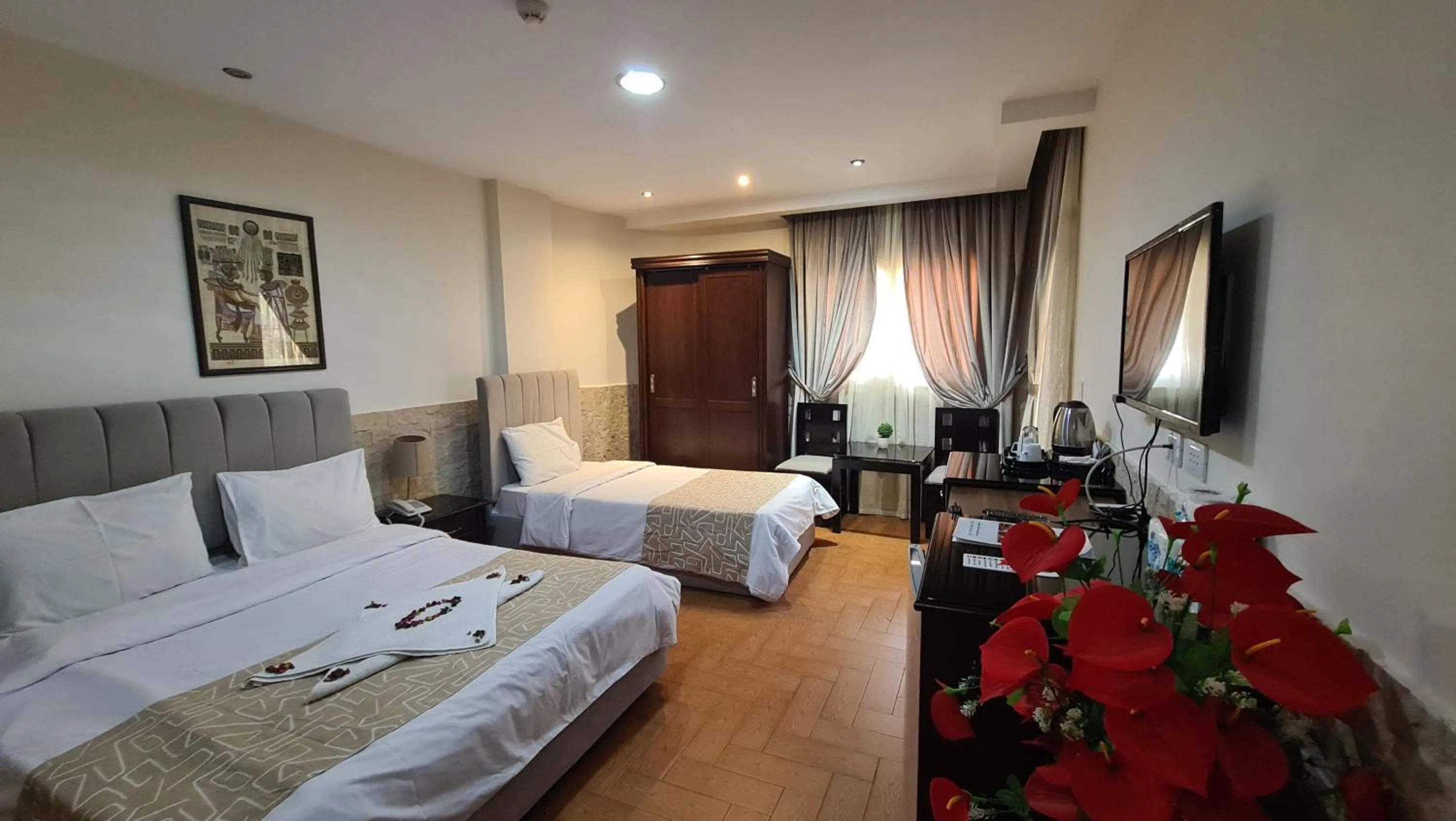 Bed in Best View Pyramids Hotel