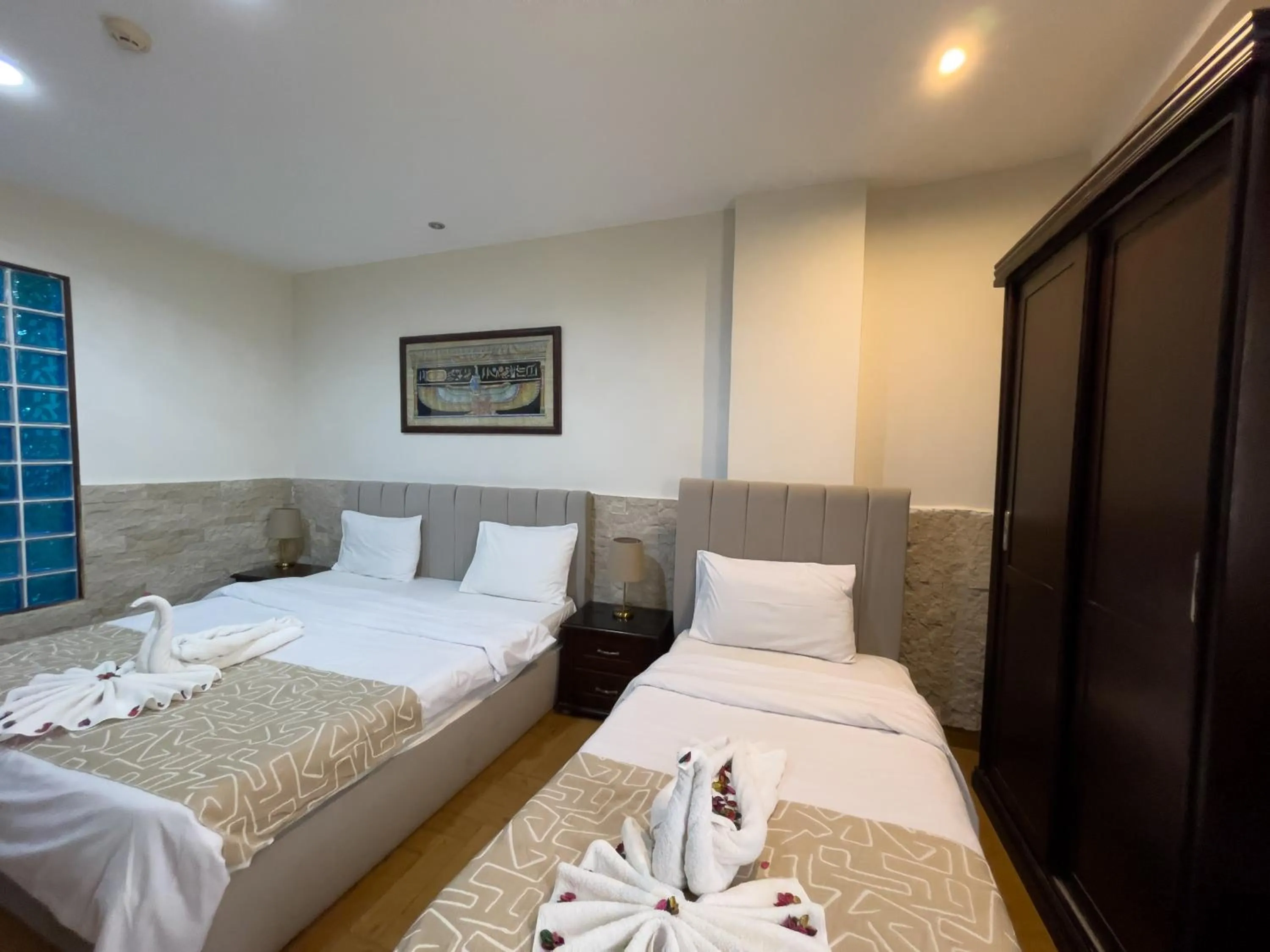 Bed in Best View Pyramids Hotel