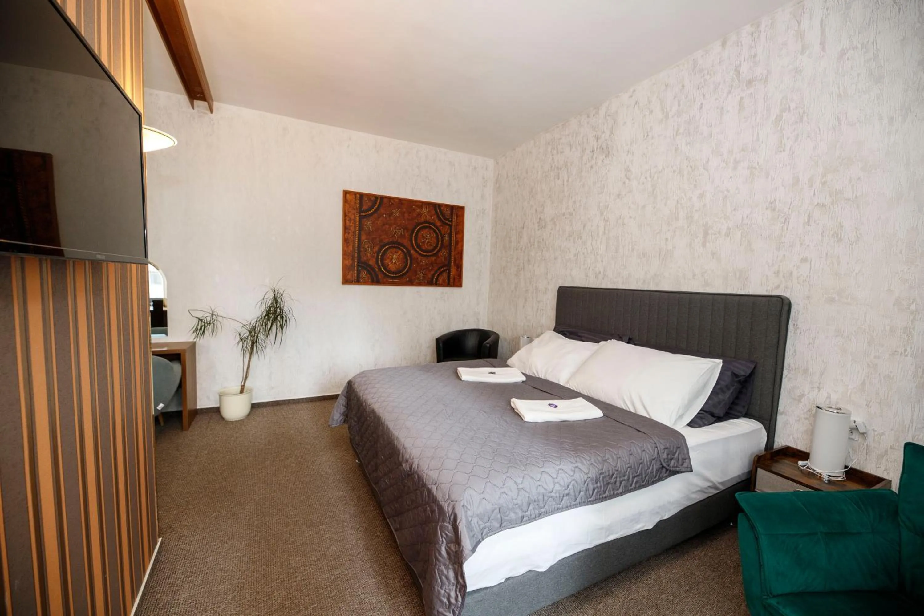 Bed in Hotel Radnice