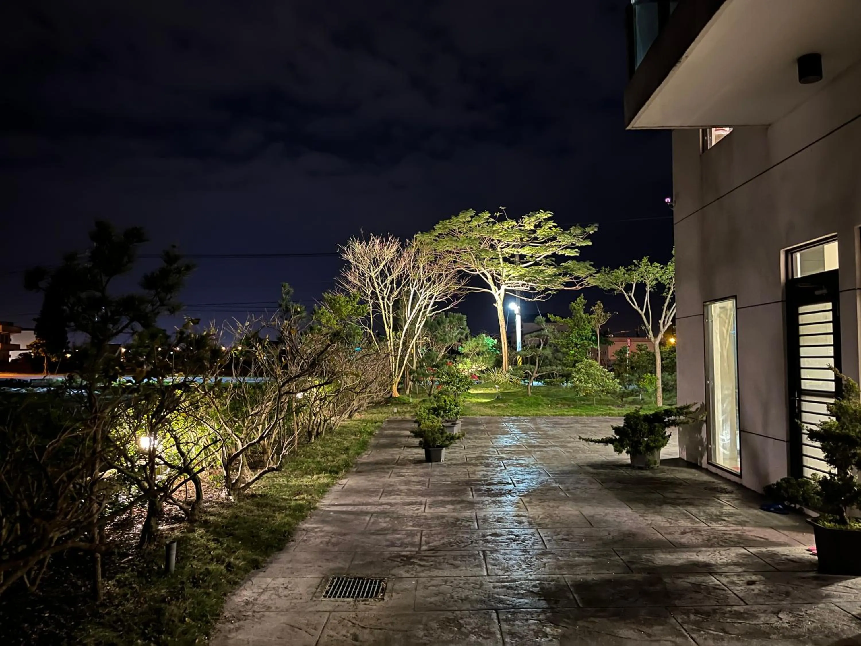 Patio in Colorful Fish Cottage