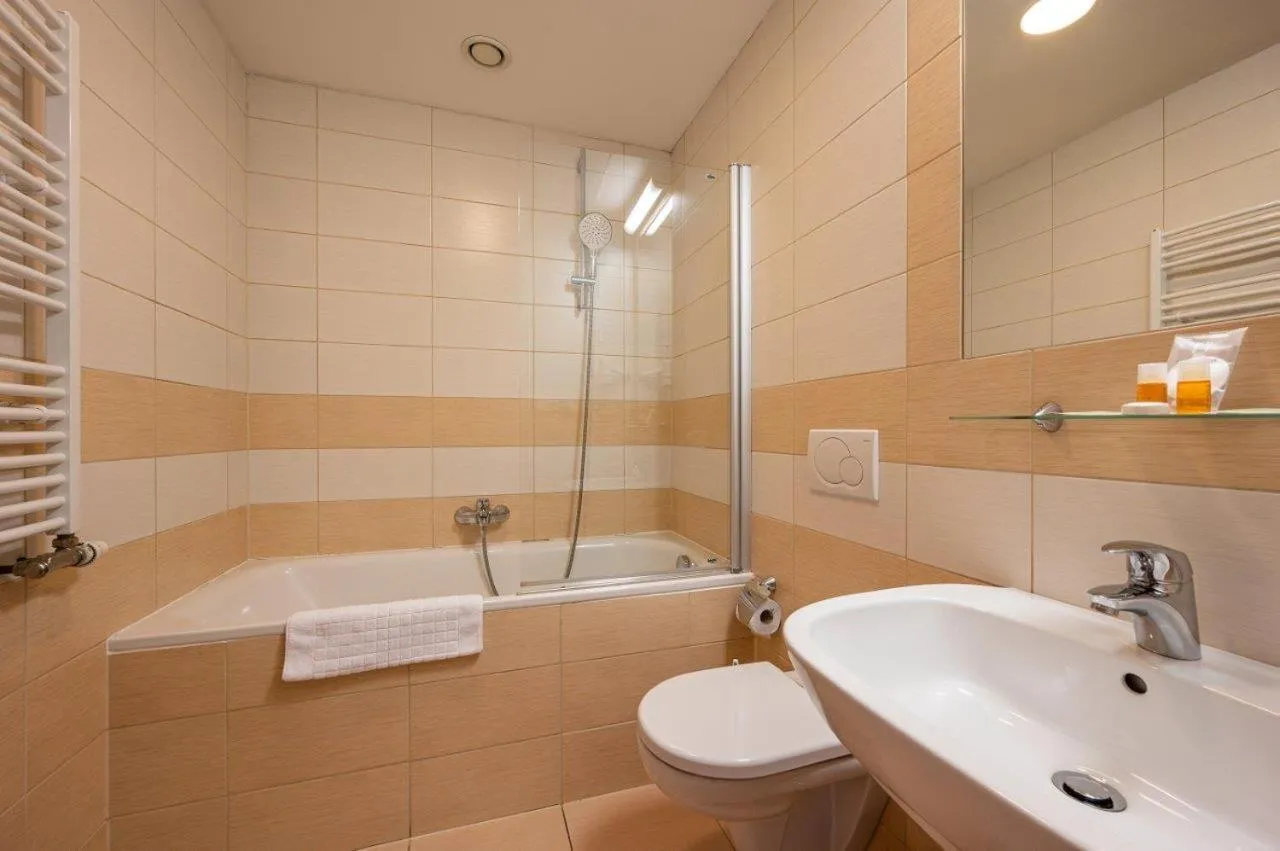 Bathroom in Ruby Blue