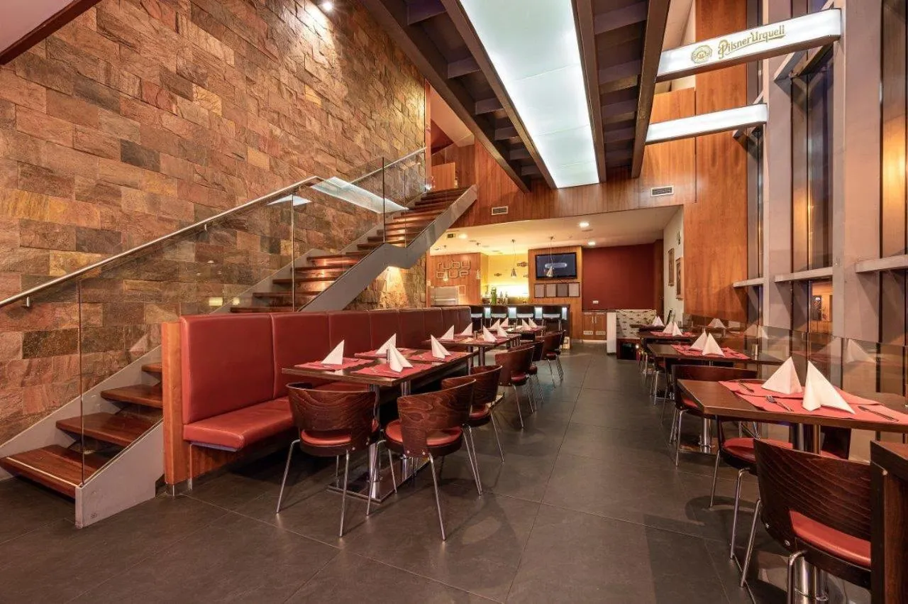 Restaurant/places to eat in Ruby Blue