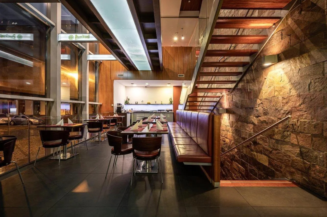 Restaurant/places to eat in Ruby Blue