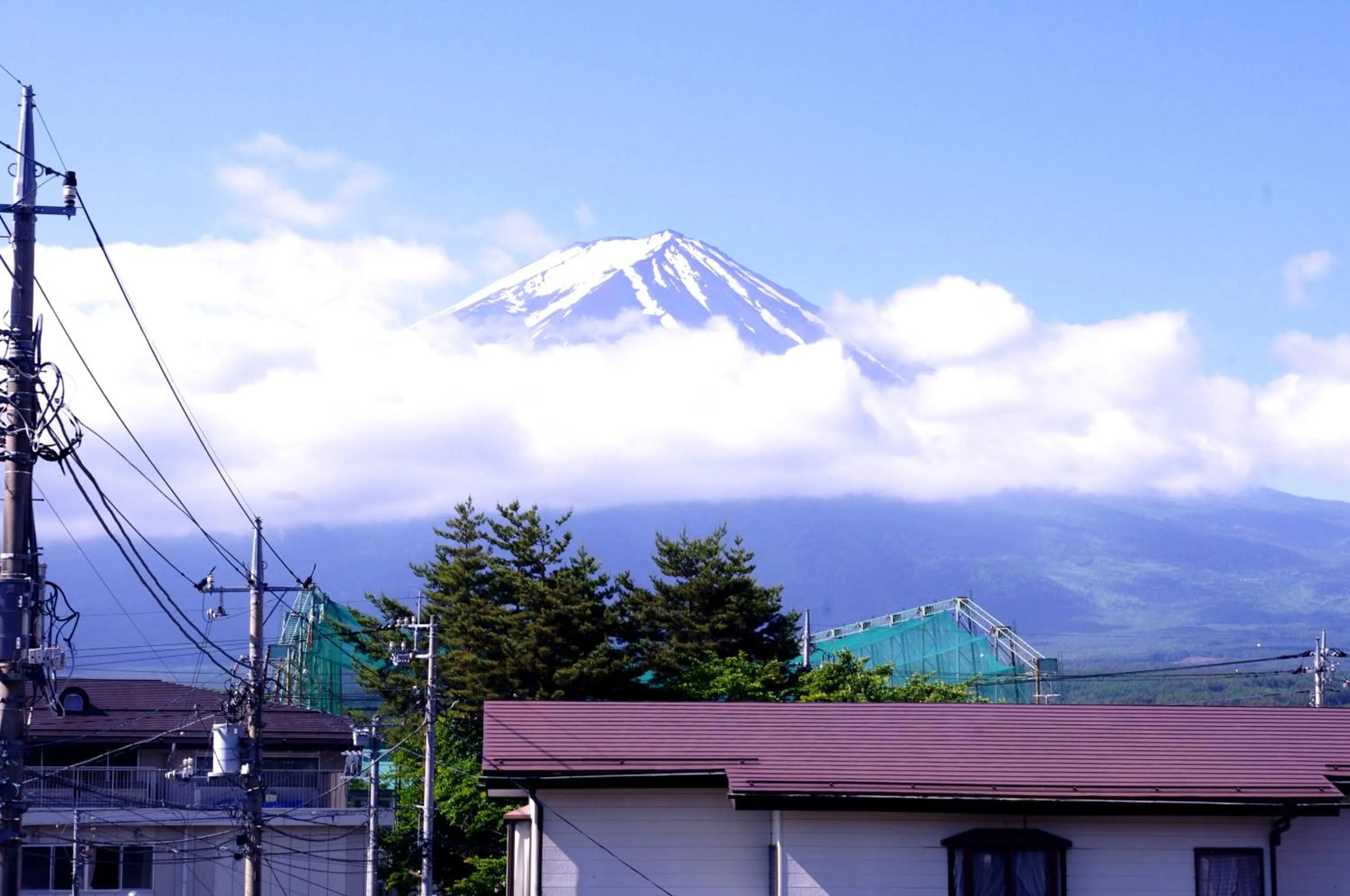 Mountain view in K's House Fuji View - Travelers Hostel