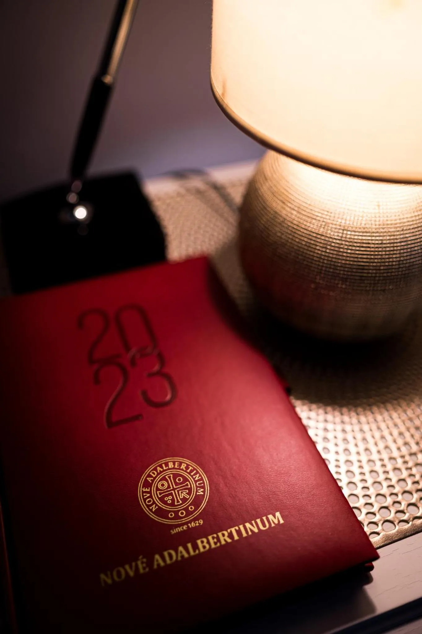 Logo/Certificate/Sign in Nové Adalbertinum