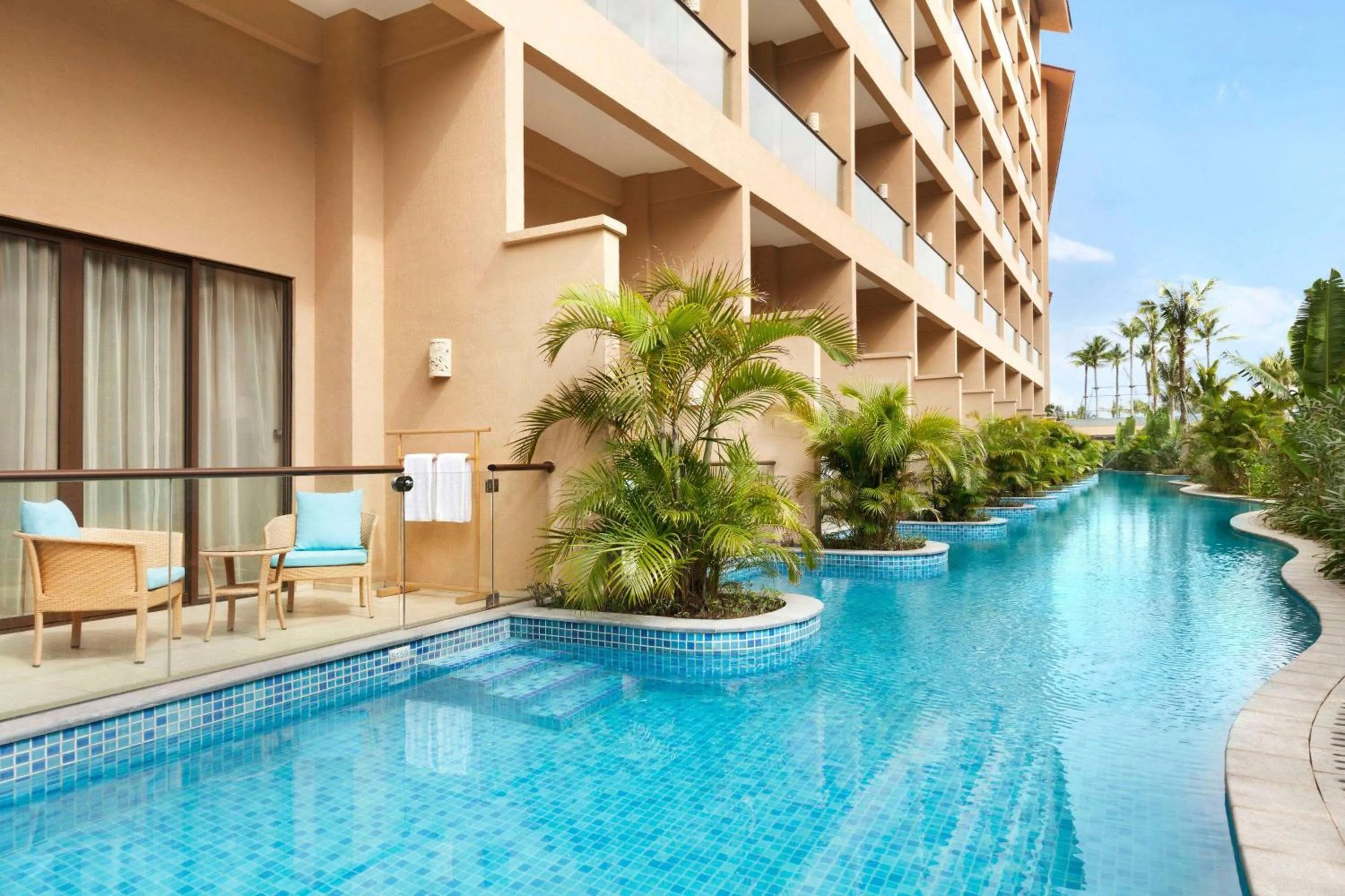 Photo of the whole room, Swimming Pool in Wyndham Maoming