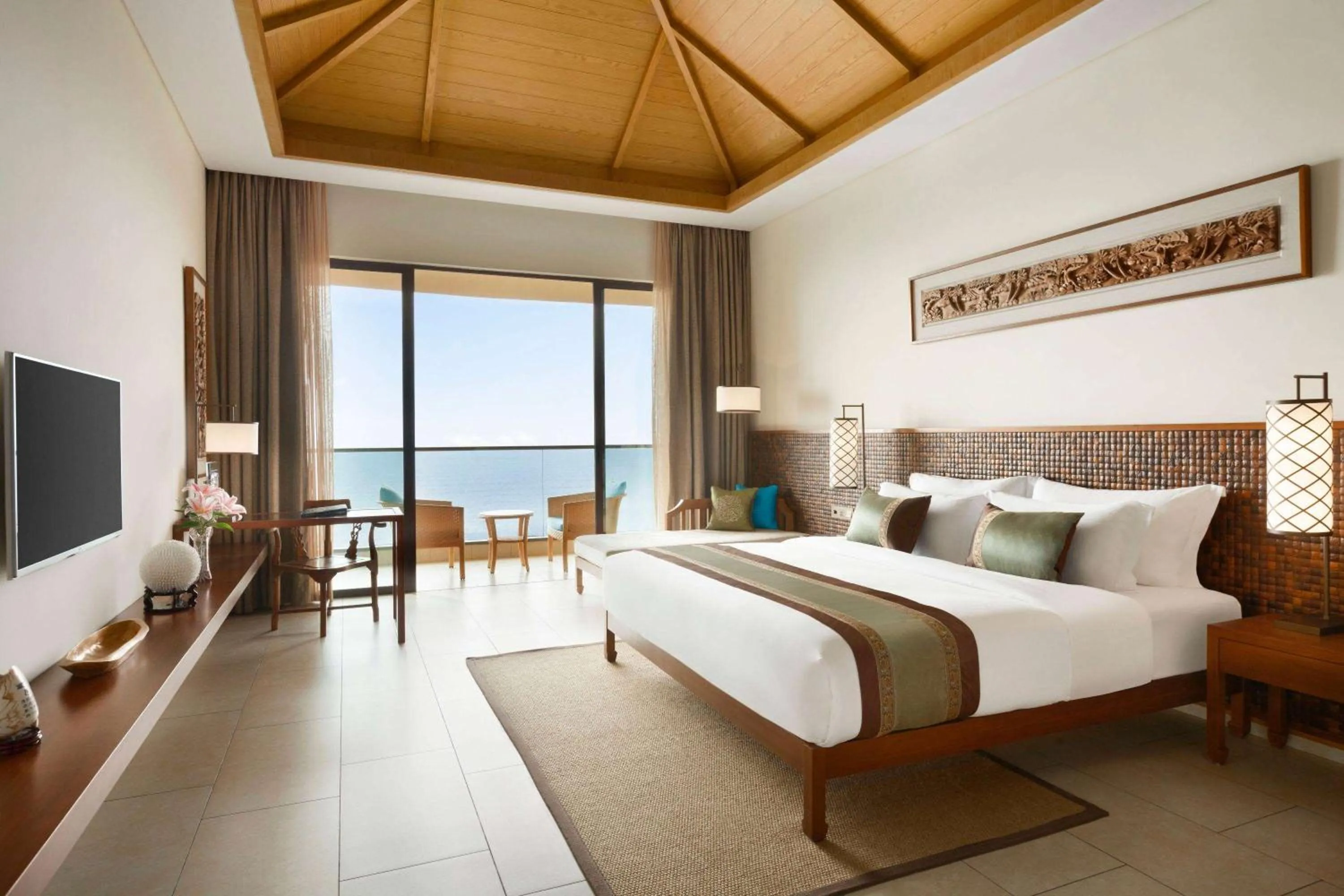 Photo of the whole room in Wyndham Maoming