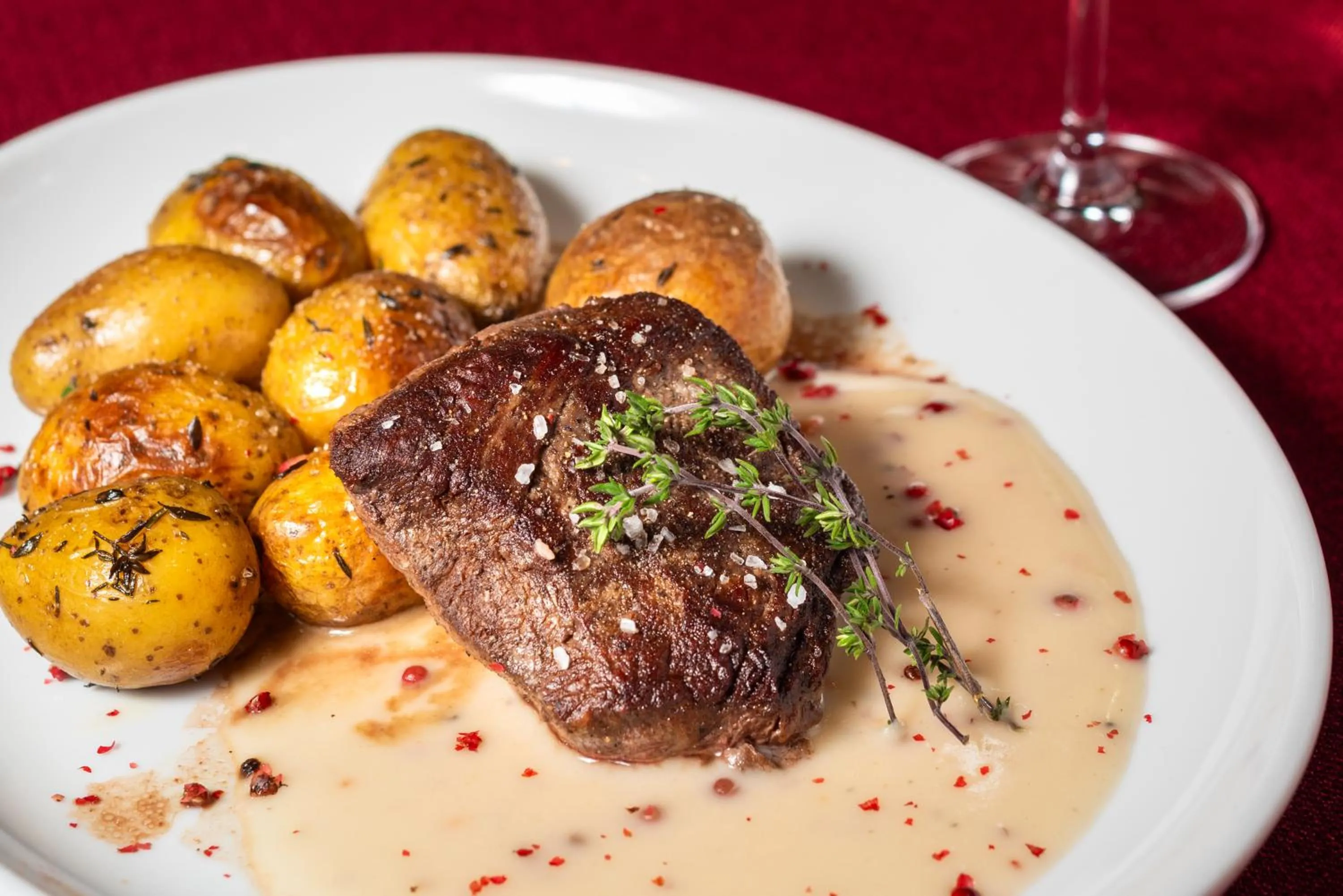 Food and drinks in Hotel Purkmistr