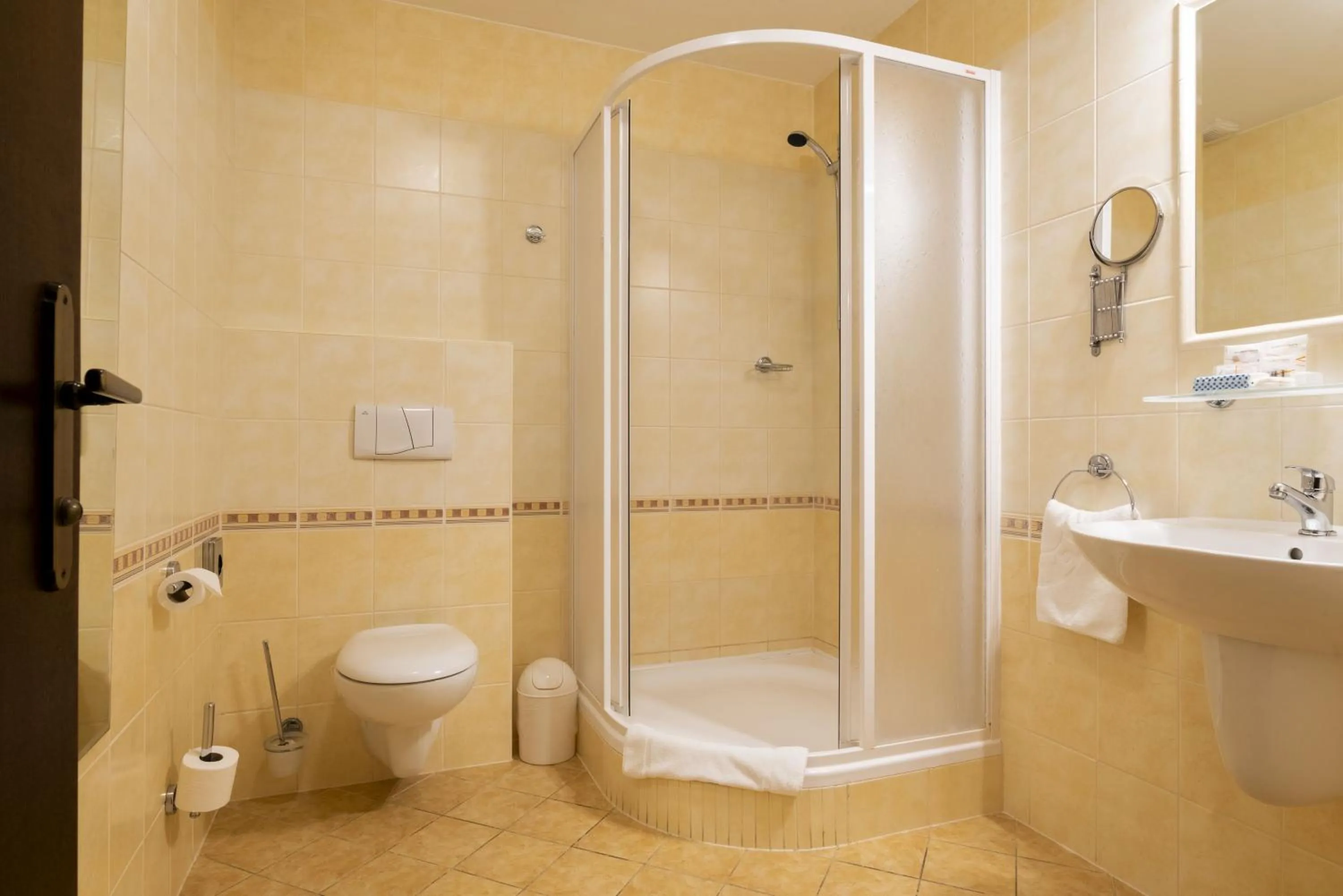 Bathroom in Wellness Hotel Gondola