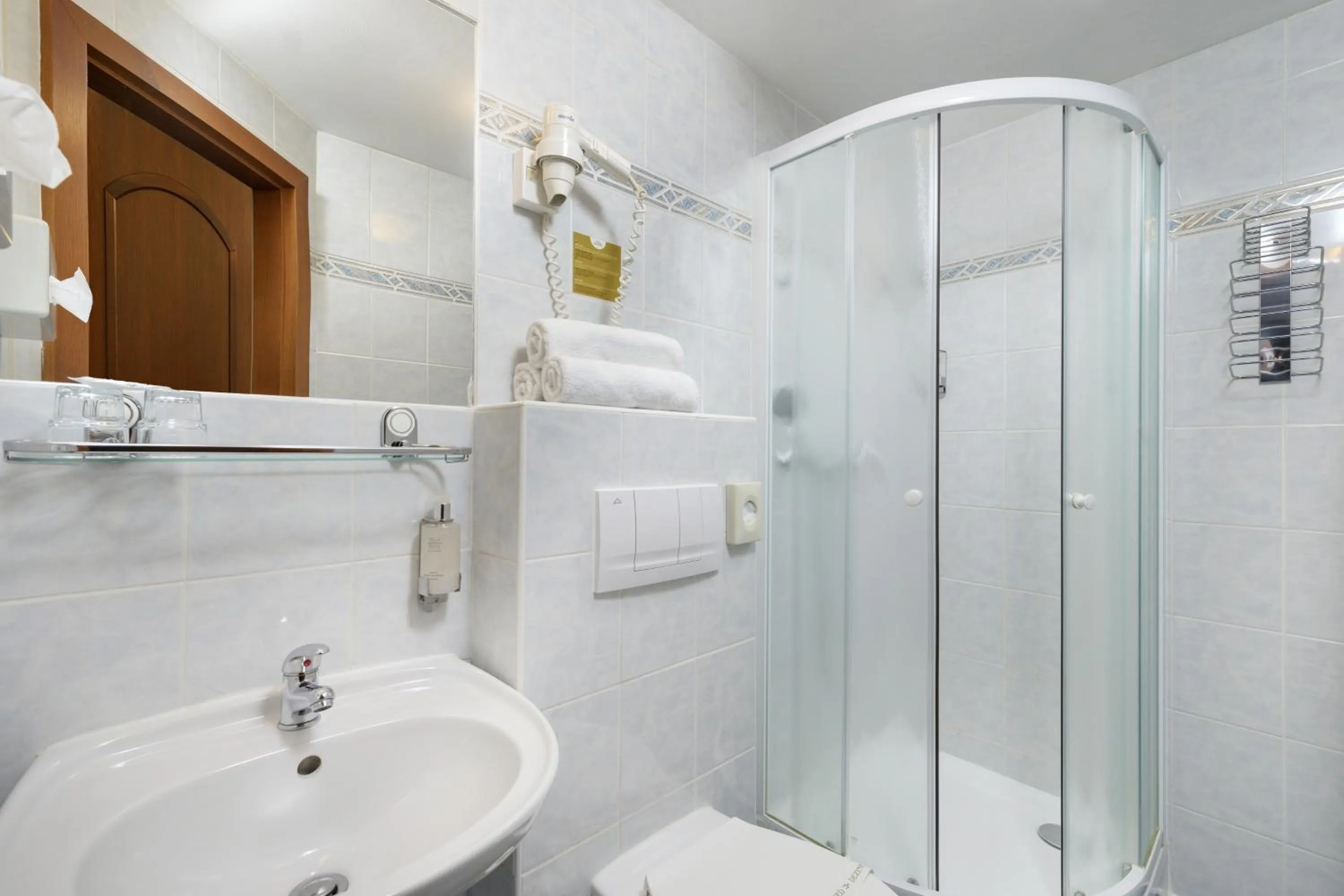 Shower in Hotel Zátiší