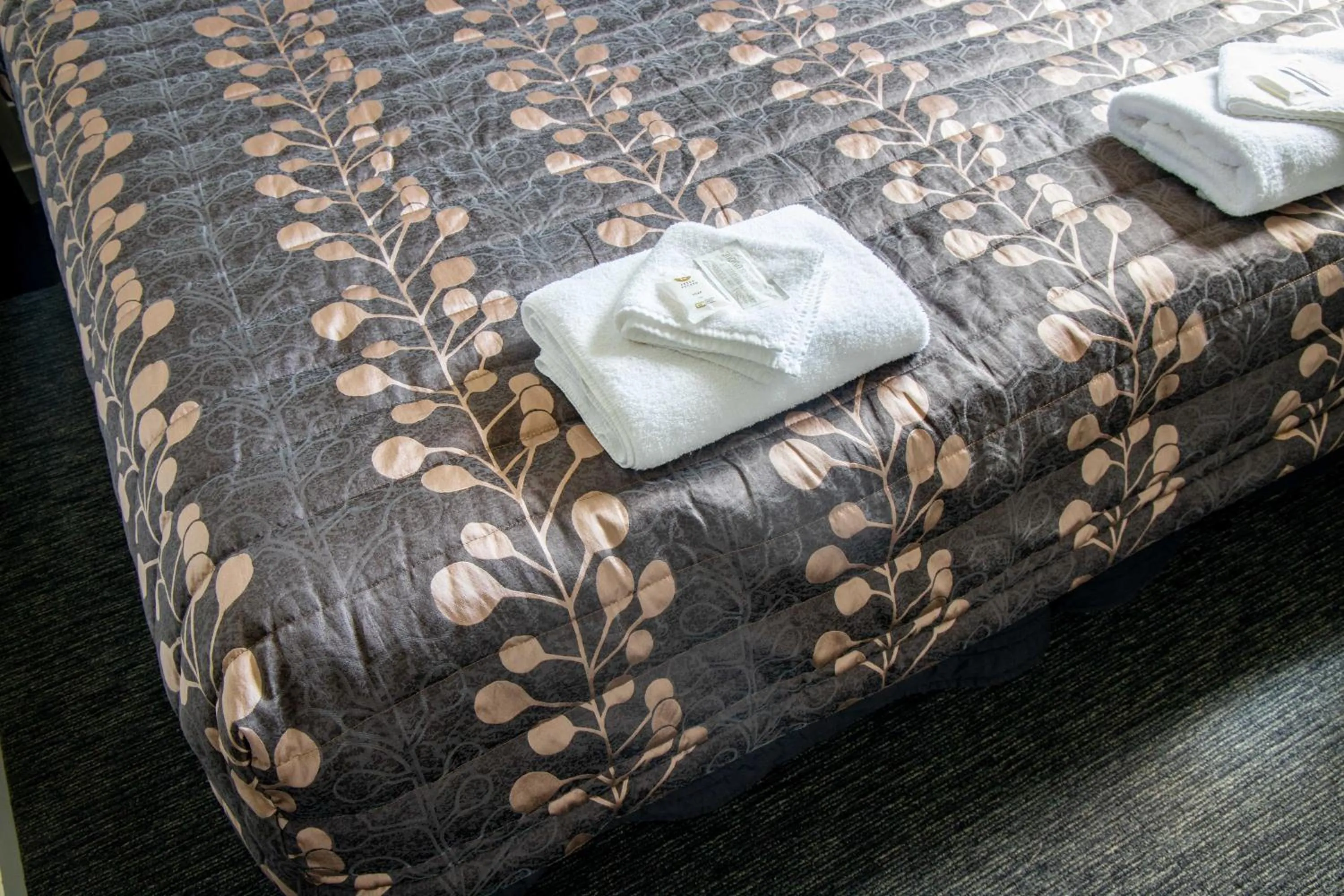 Bed in Southern Cross Lodge Methven