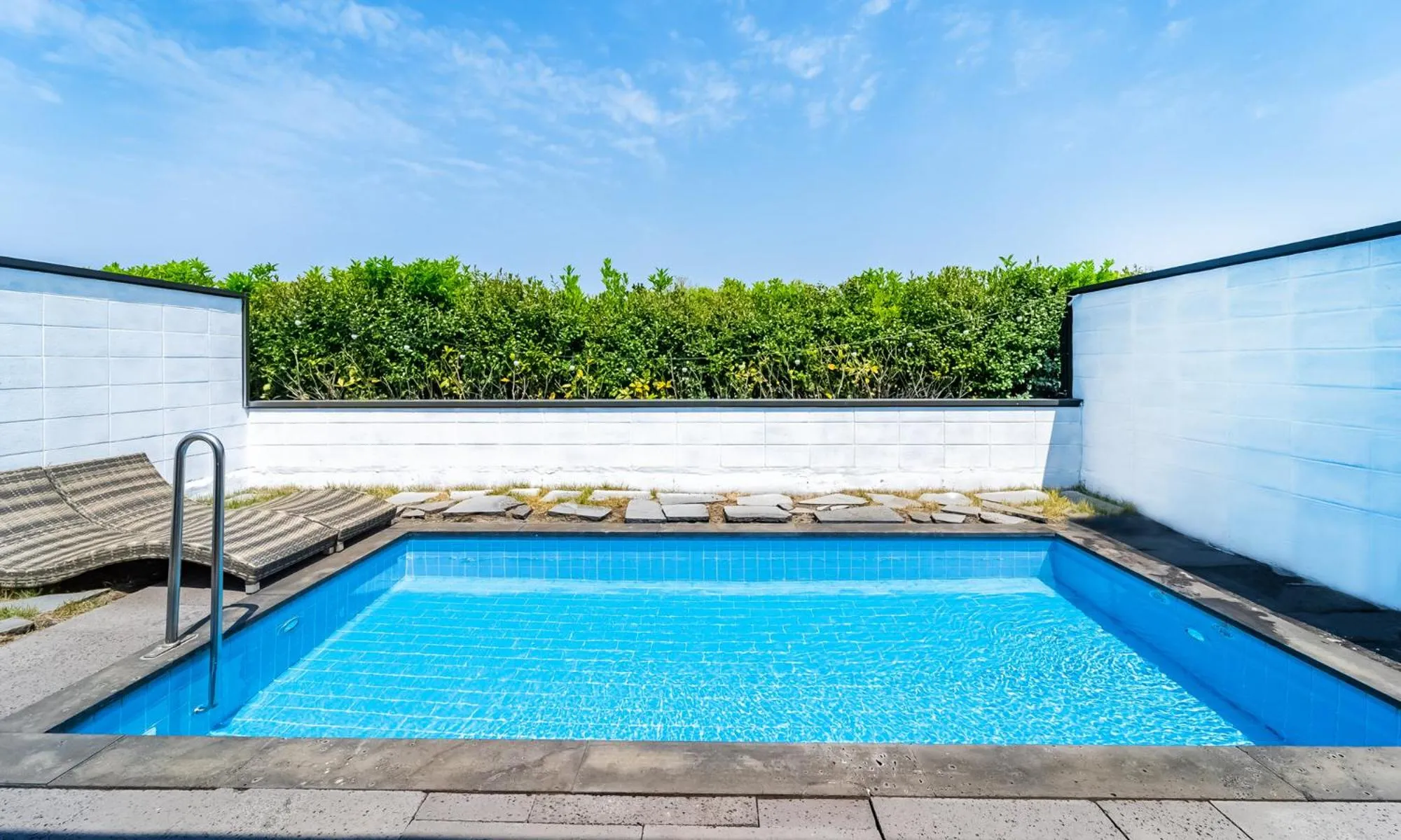 Swimming pool in Pool and Villa Sorang