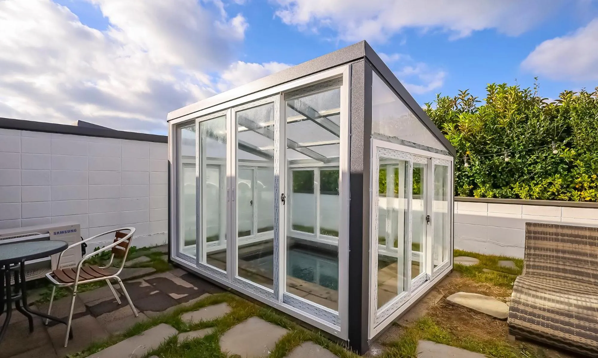 Swimming pool in Pool Villa Sorang