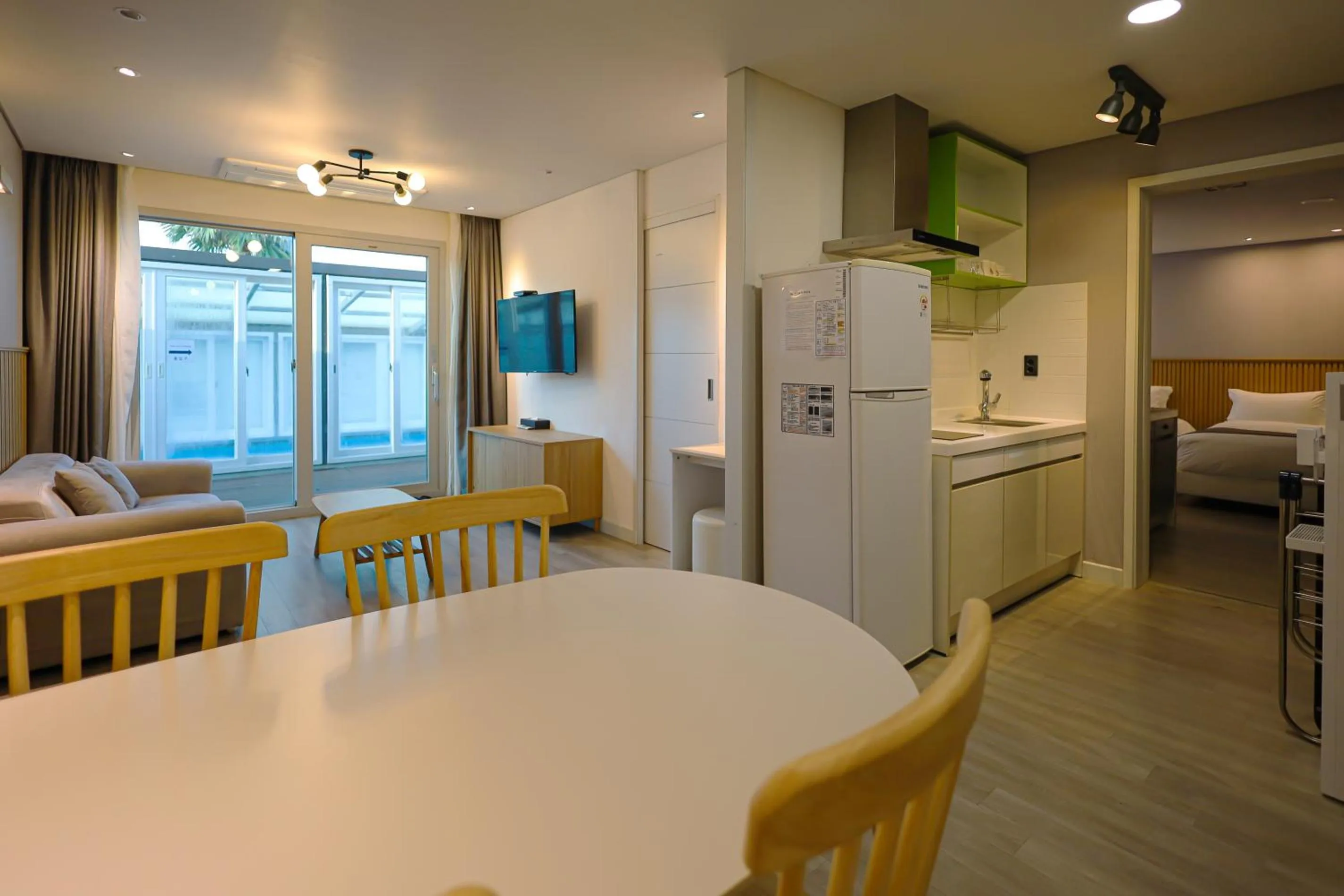 Photo of the whole room in Pool and Villa Sorang