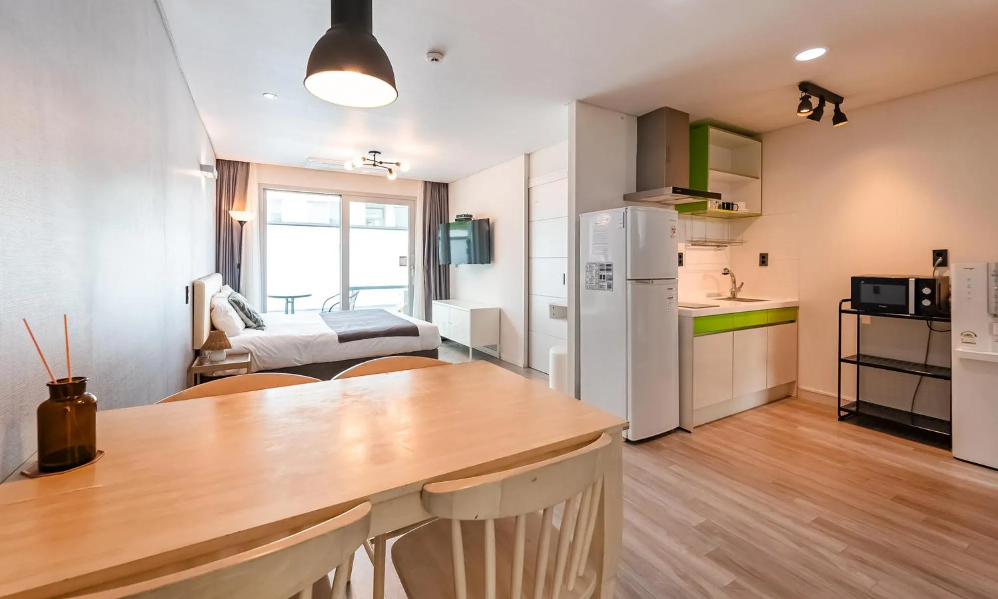 Kitchen or kitchenette in Pool and Villa Sorang