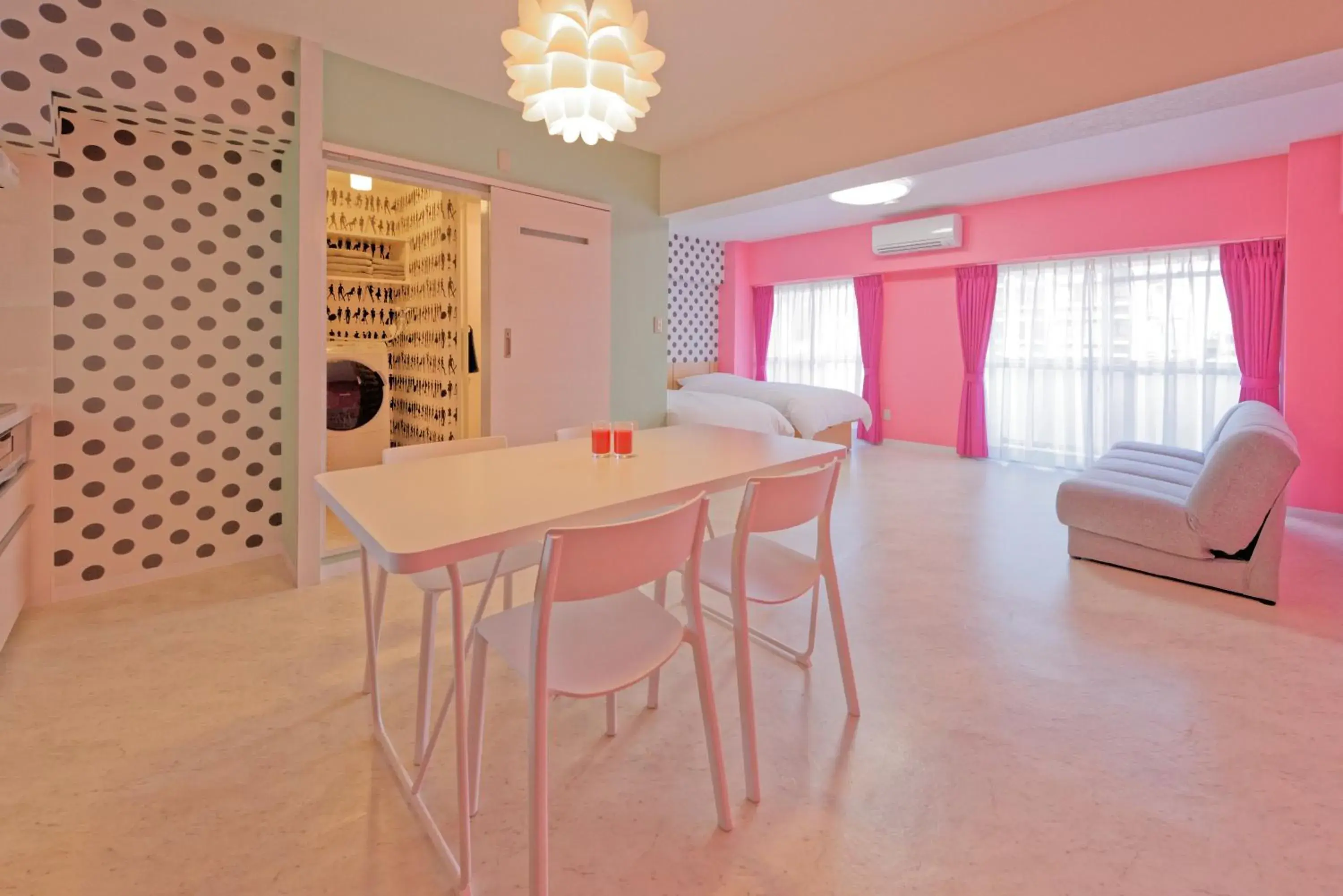 Twin Room with Shower - single occupancy in Wallaby House Twin Room with Shower - single occupancy in Wallaby House