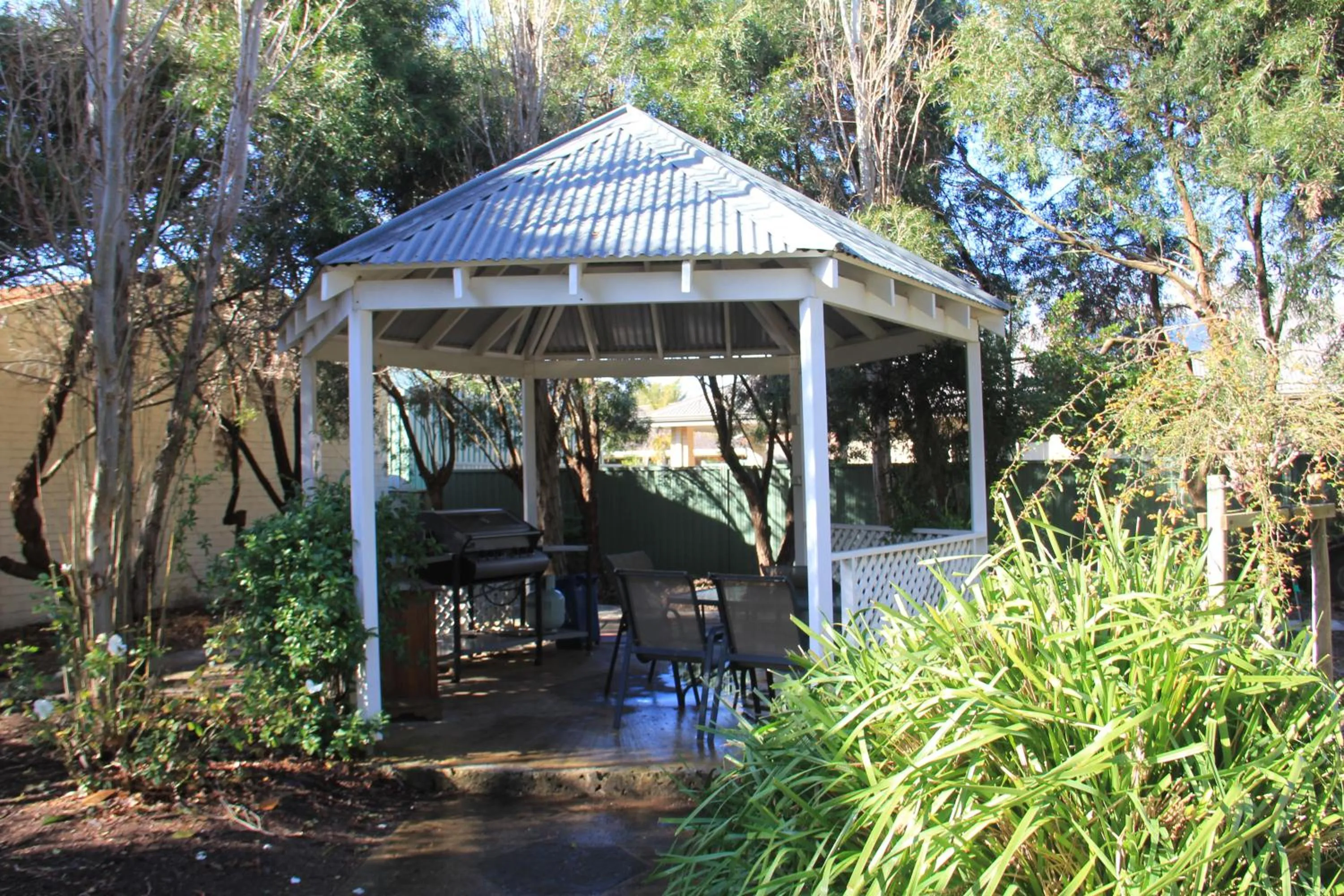 Patio in Busselton Ithaca Motel