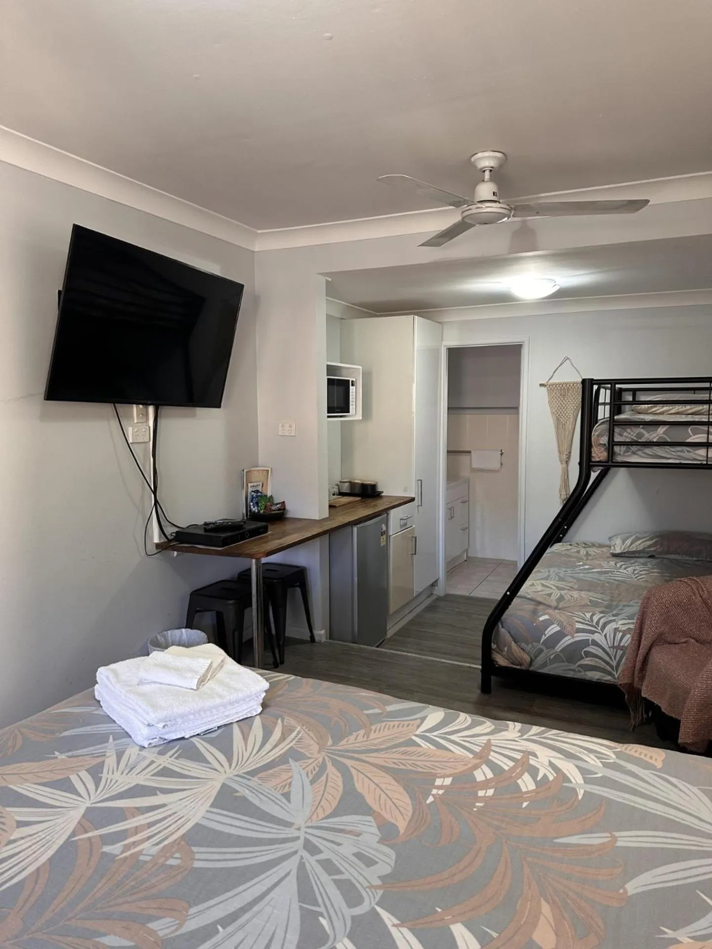 Bed in Narimba Motel