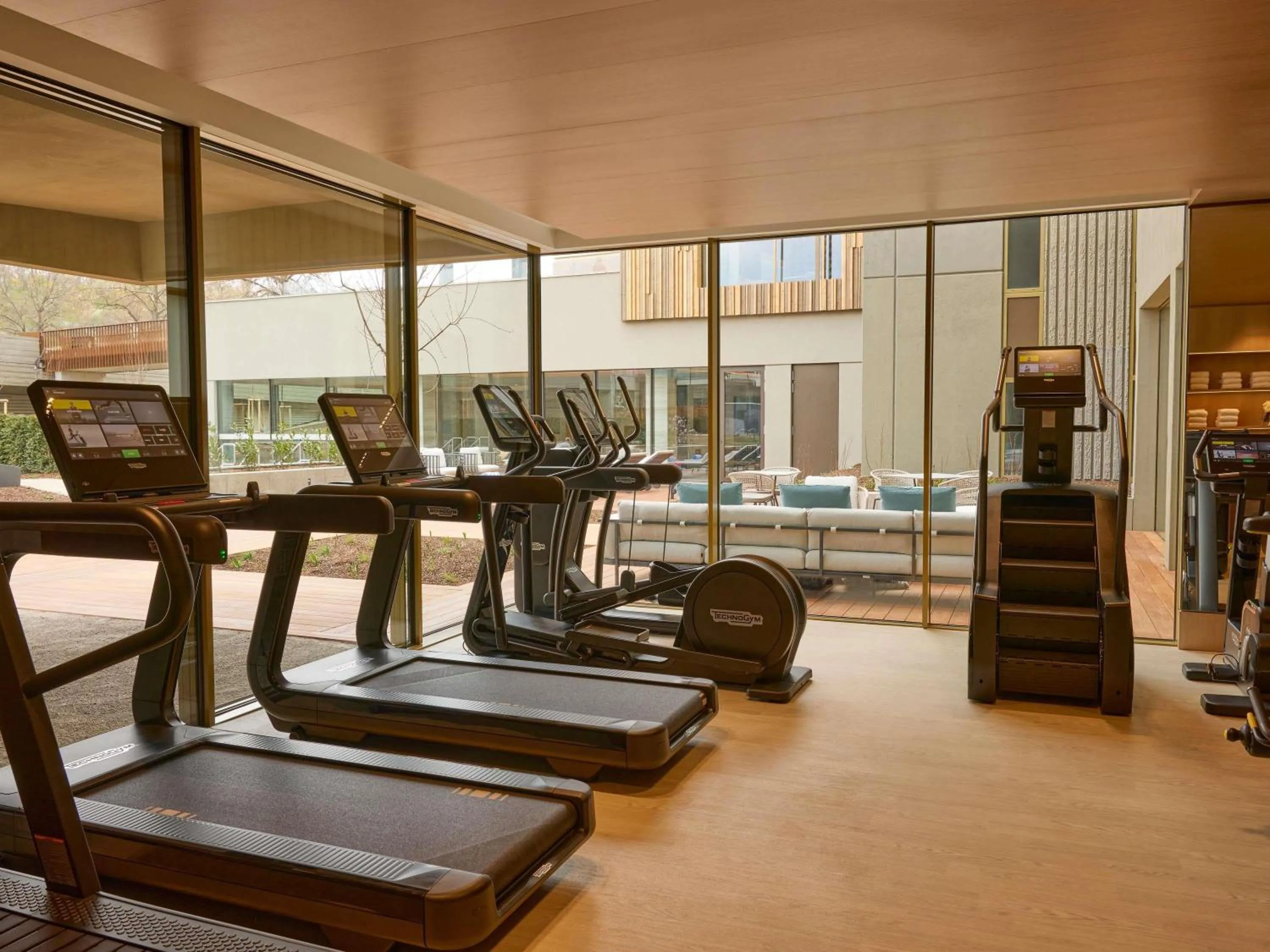 Fitness centre/facilities in Fairmont Golden Prague