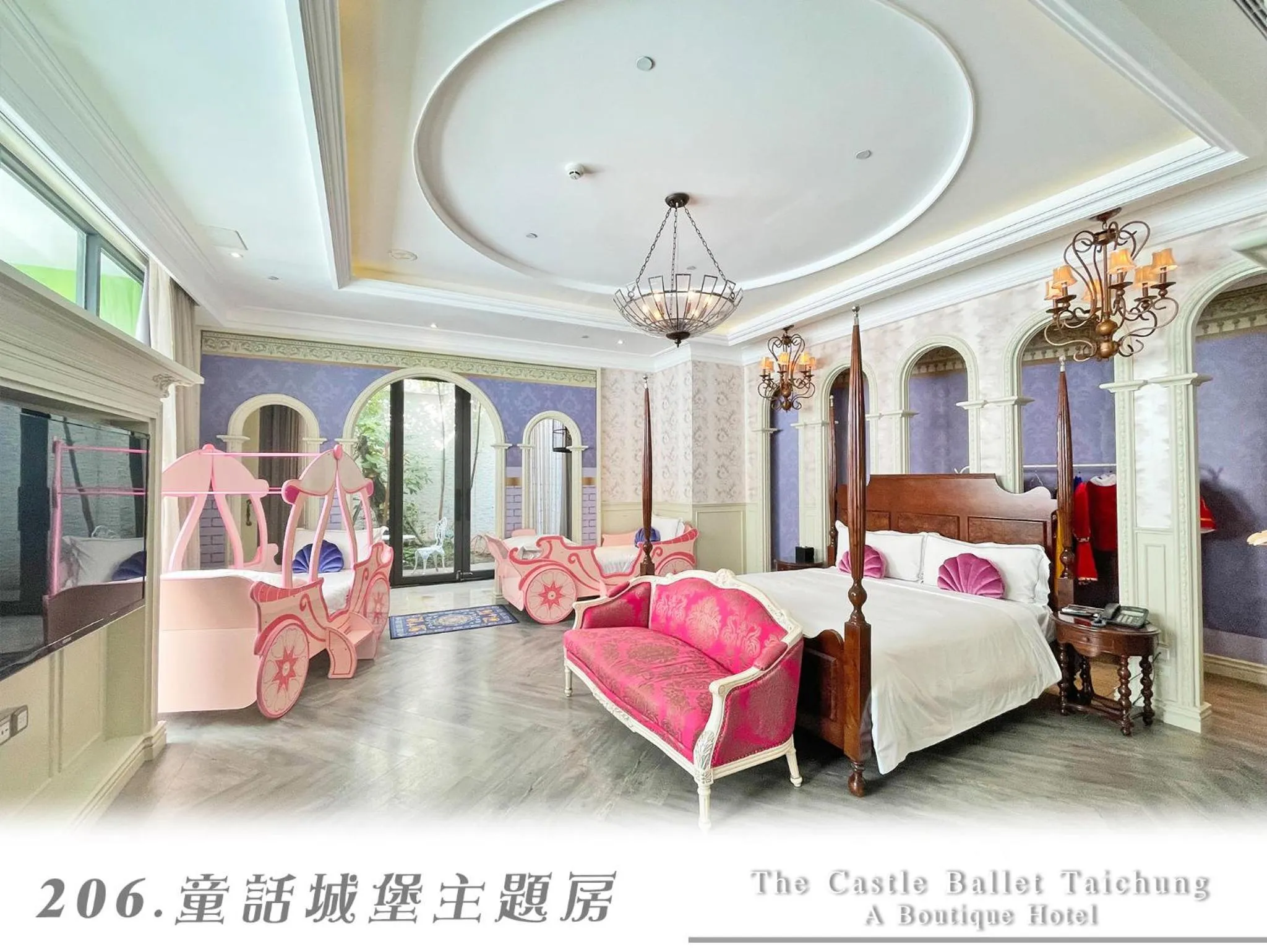 Photo of the whole room, Bed in The Castle Ballet Taichung A Boutique Hotel