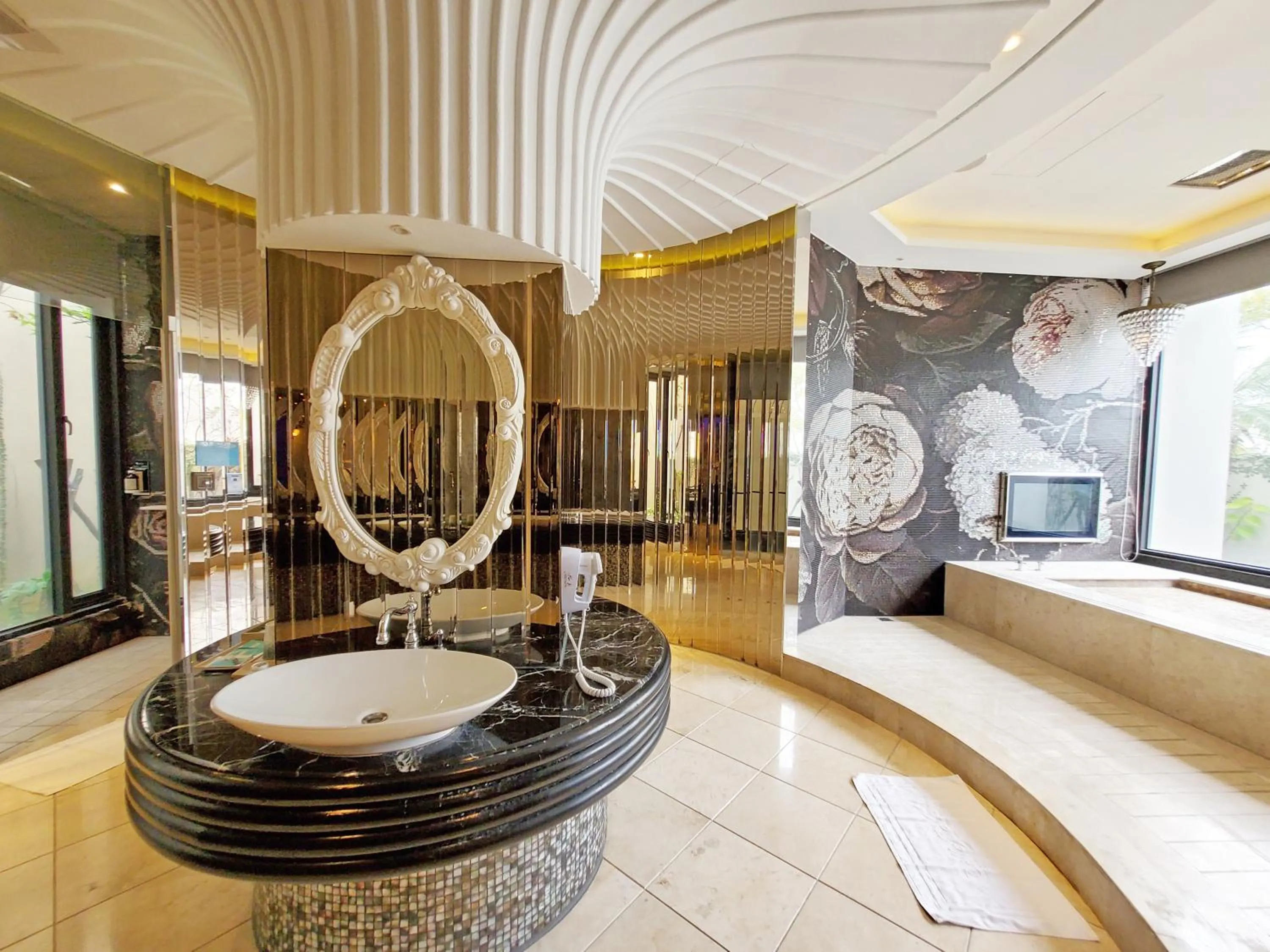 The Castle Ballet Taichung A Boutique Hotel