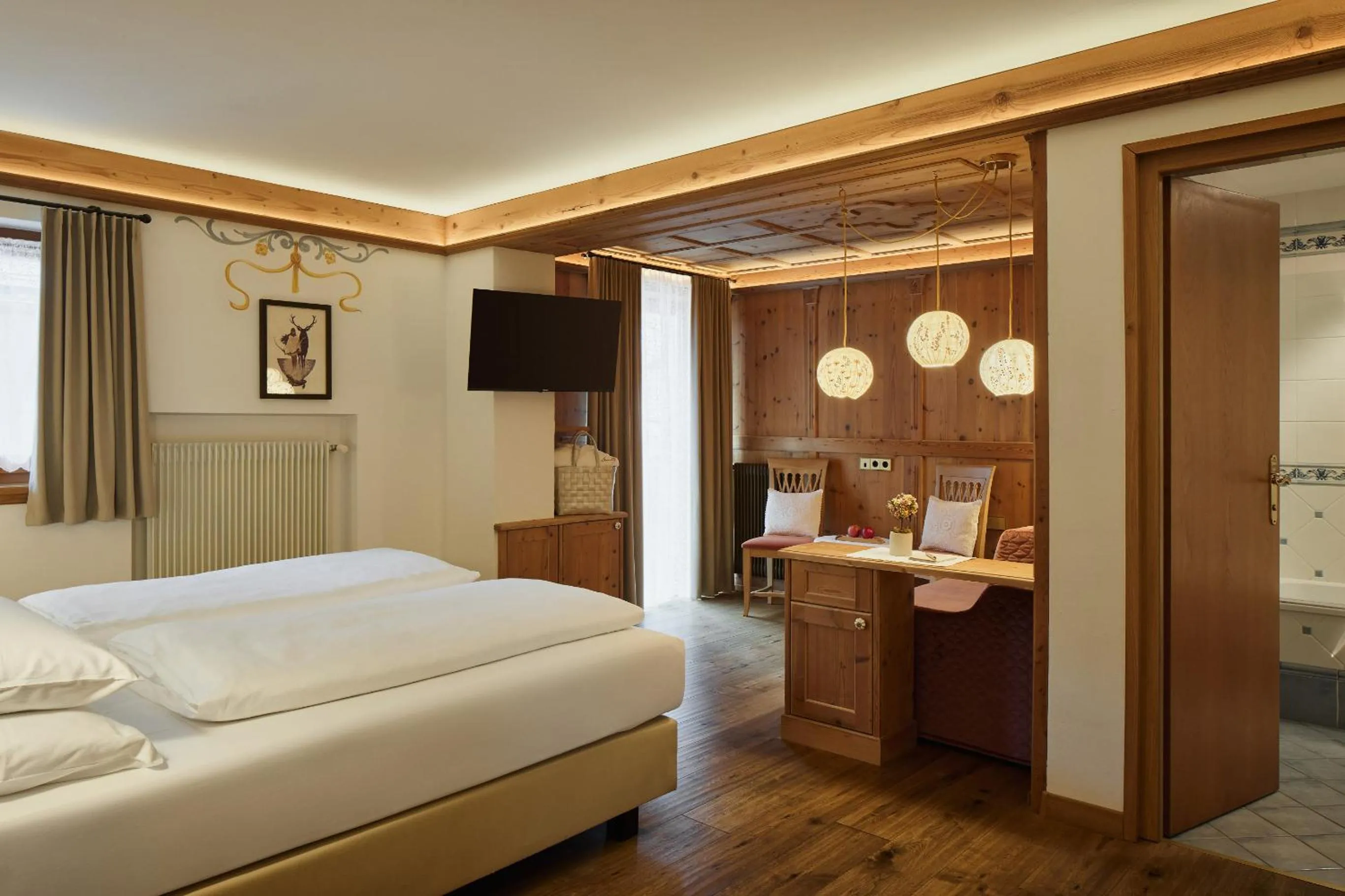 Bedroom, Bed in Hotel Al Sonnenhof