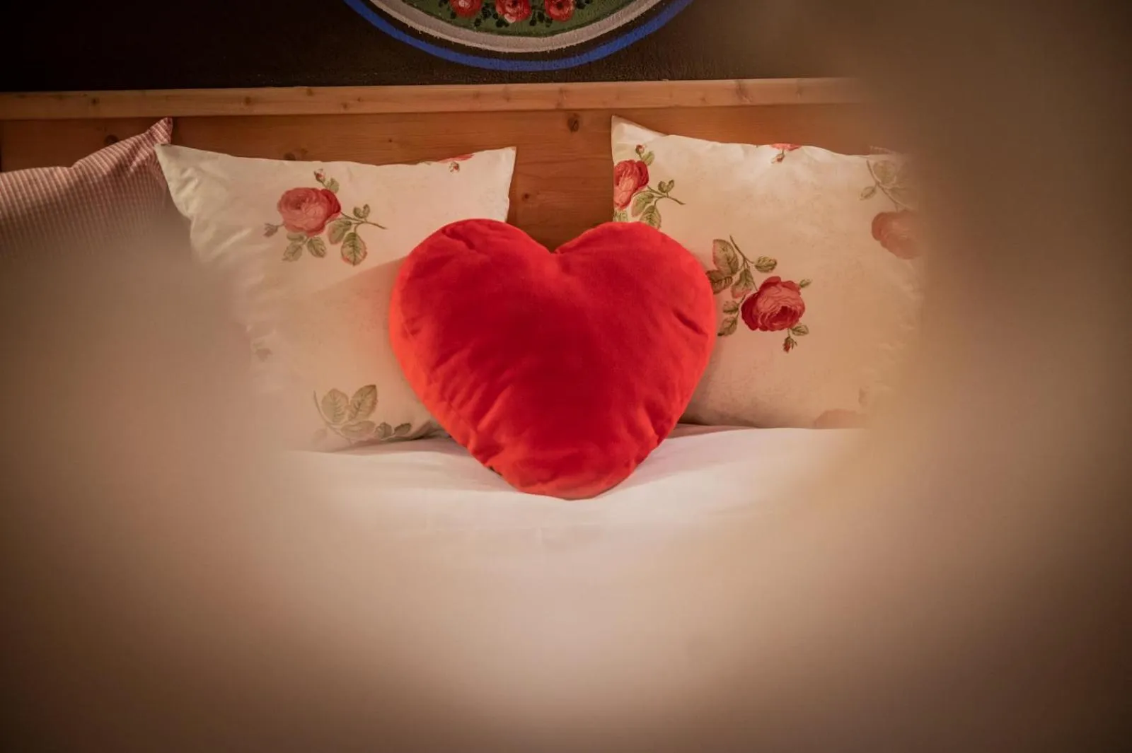 Decorative detail, Bed in Hotel Al Sonnenhof